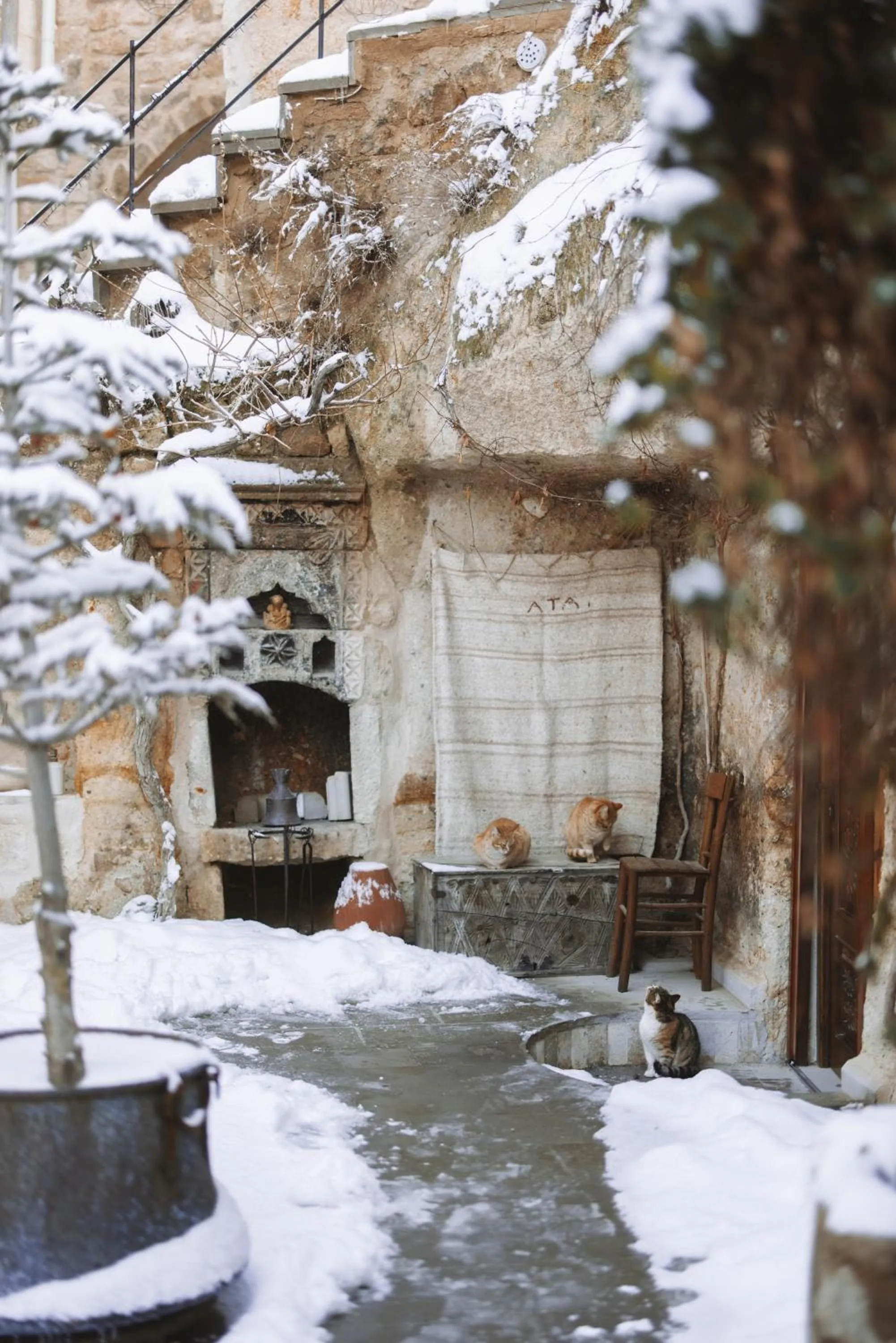 Winter in Kayata Cave Suites Special Class