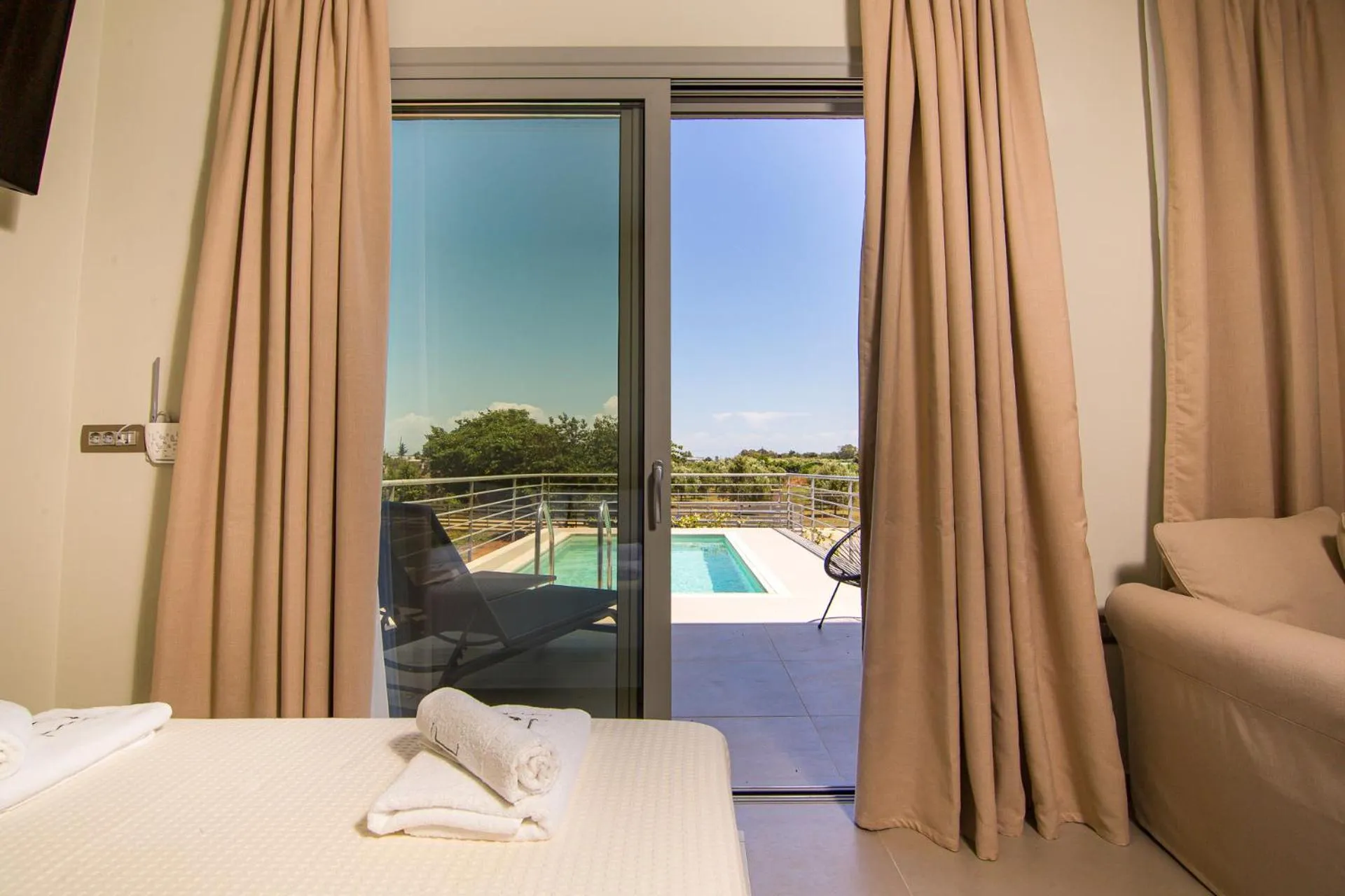 Natural landscape in IO Luxury Pool & Hot Tub Suites