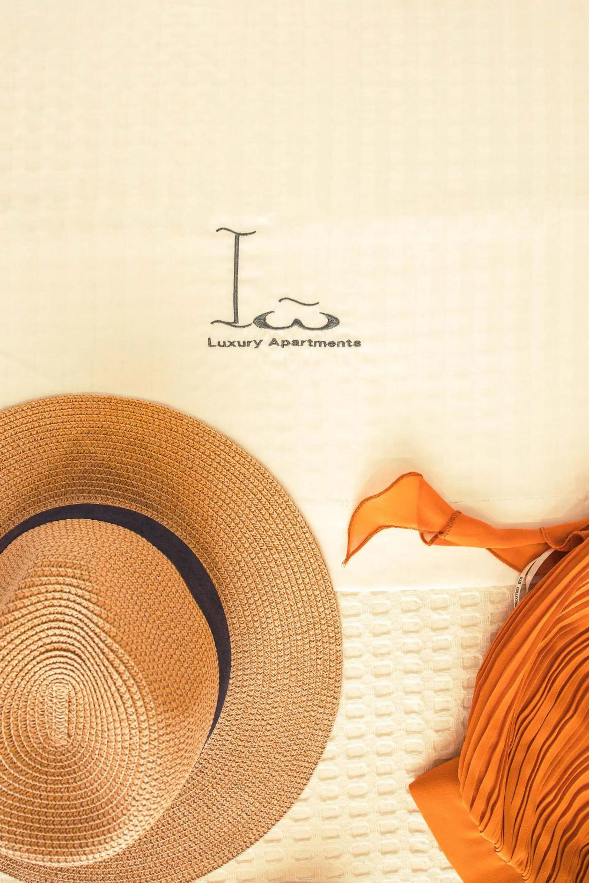 Decorative detail in IO Luxury Pool & Hot Tub Suites