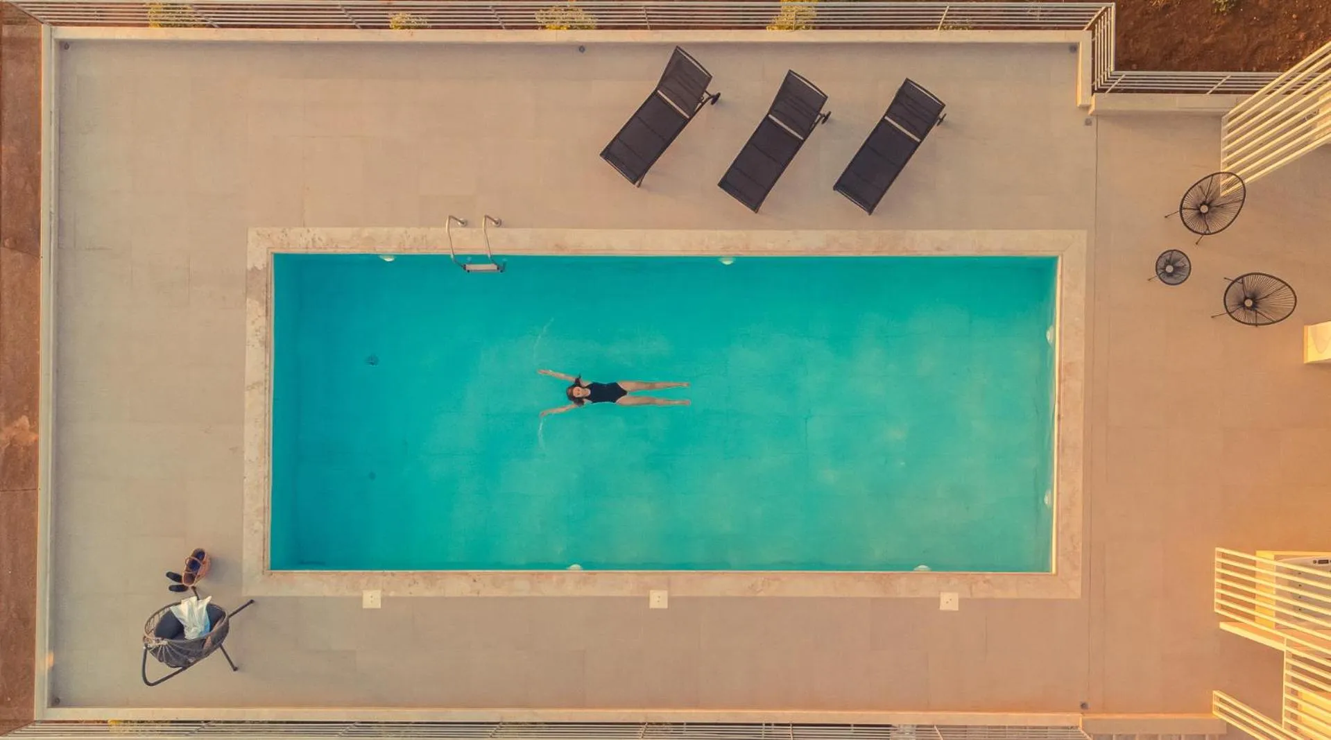 Swimming pool in IO Luxury Pool & Hot Tub Suites