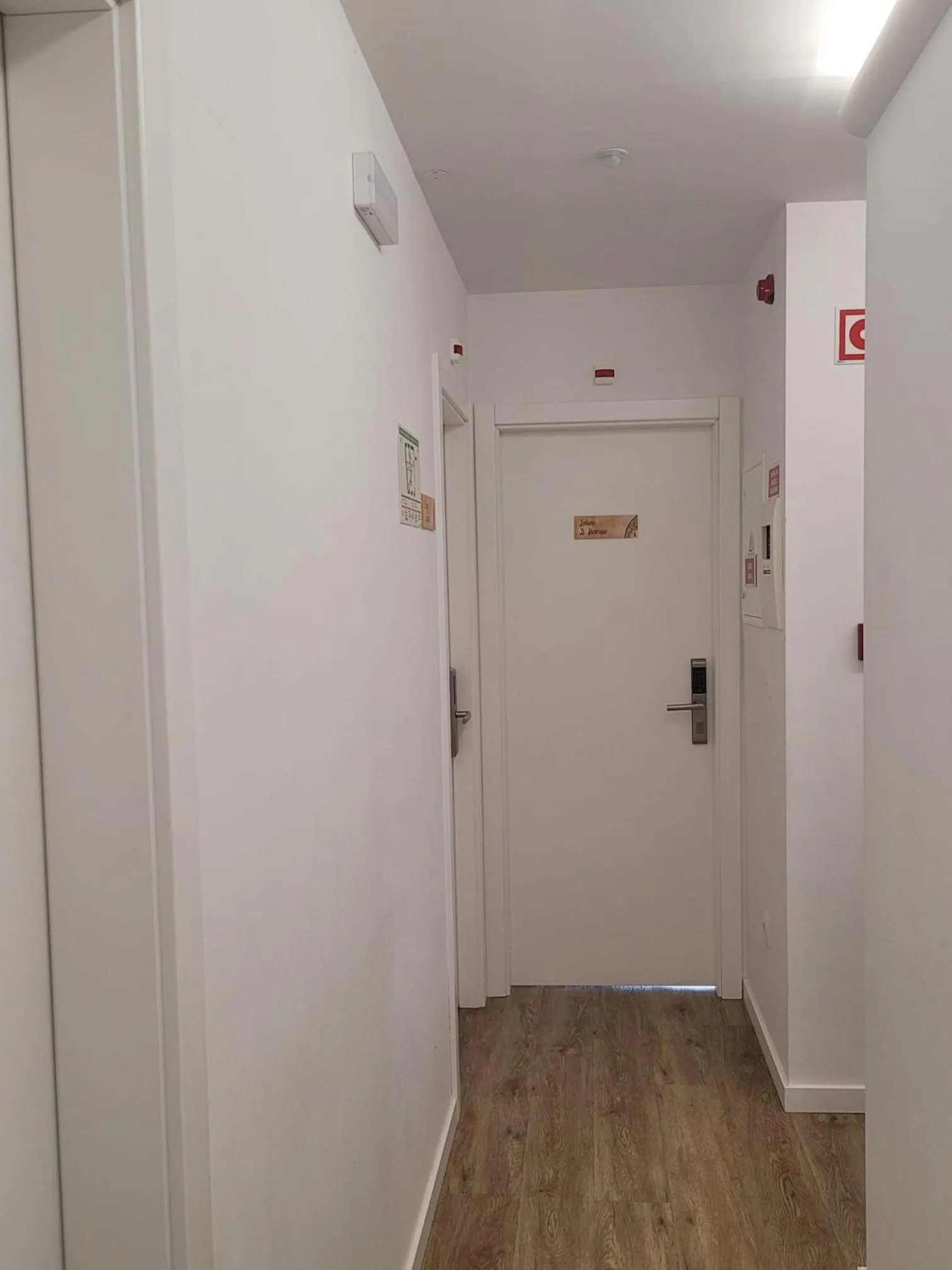 Property building in Alojamento Local Vitoria