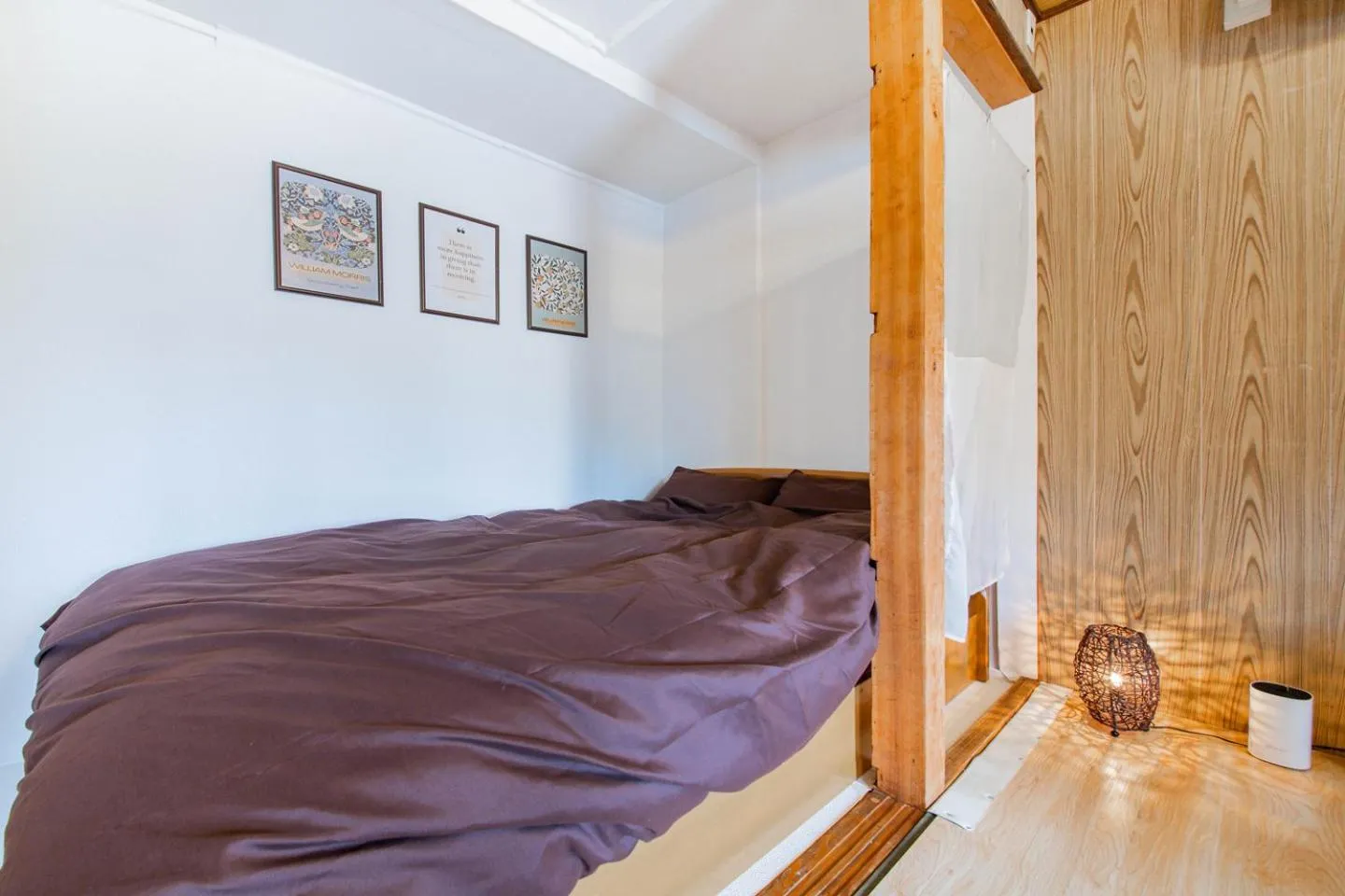 Bedroom, Bed in TARUNE