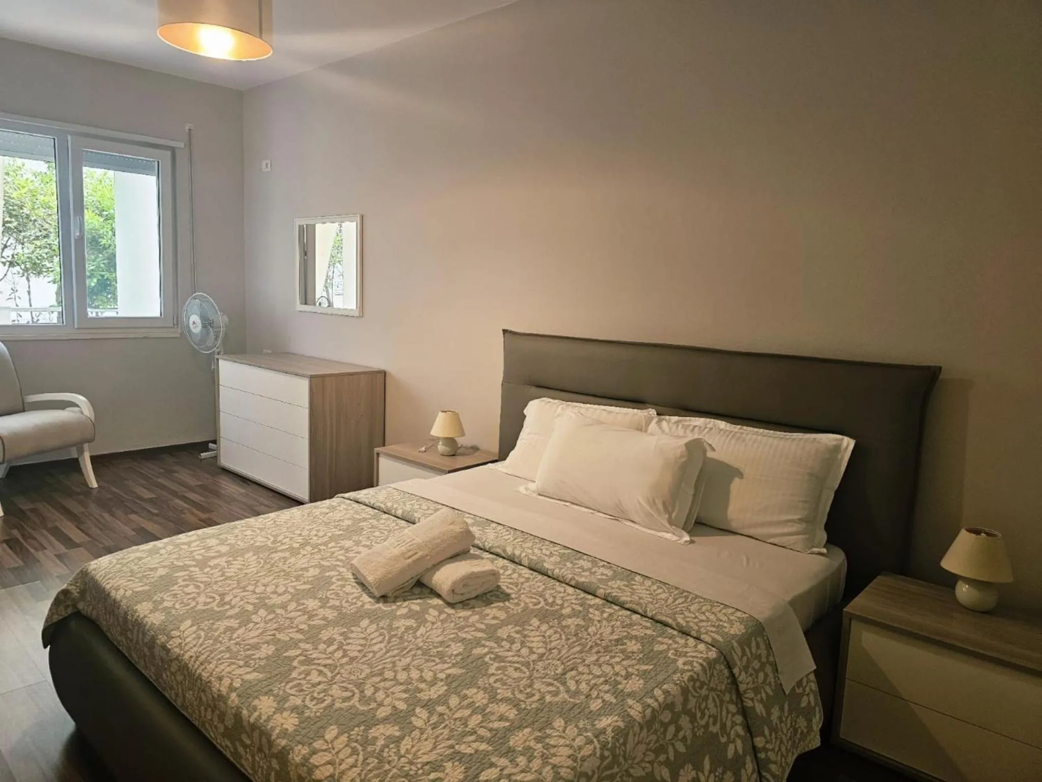 Beachfront Sion Sarande Apartment