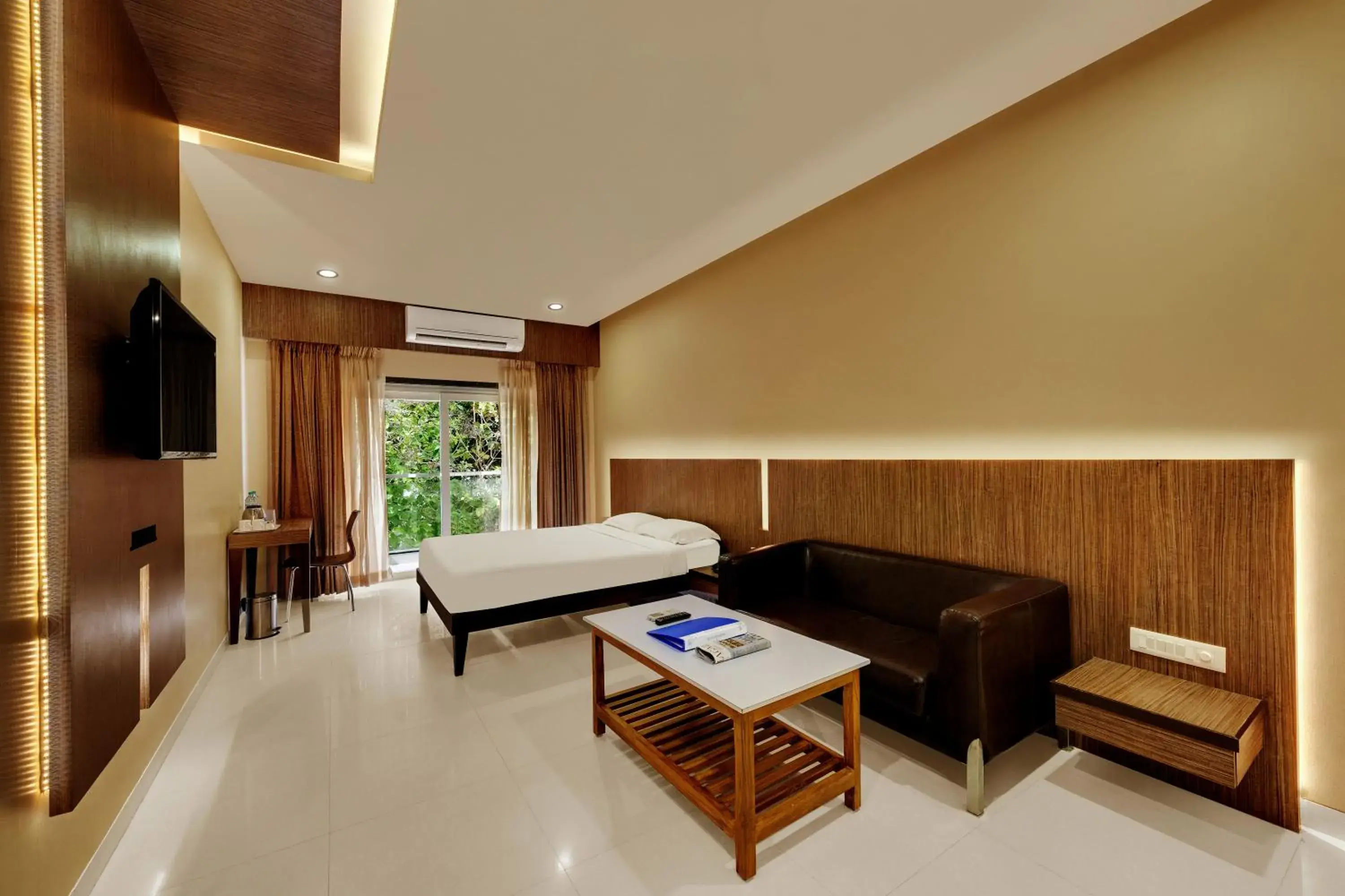 Superior Room in Hotel Fortune Superior Room in Hotel Fortune