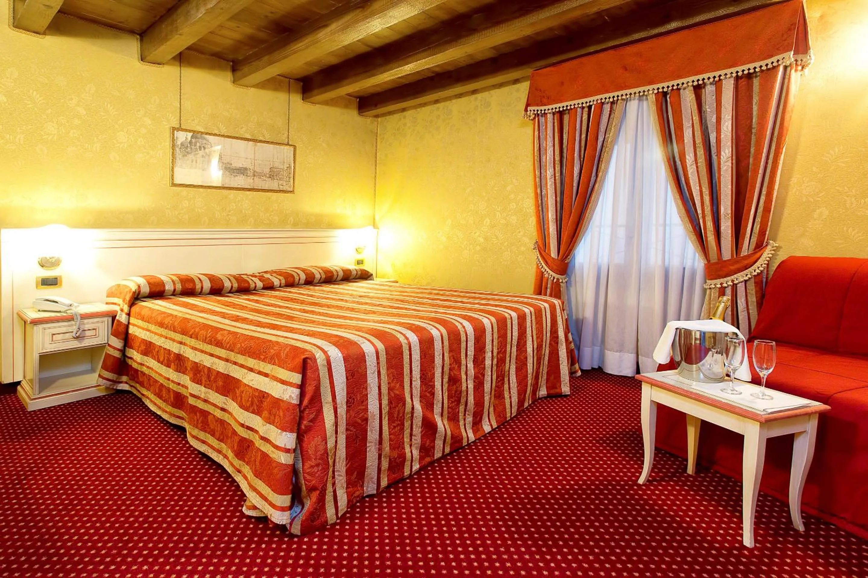 Bedroom, Bed in Ca' San Polo - Ferretti Hotels Collection