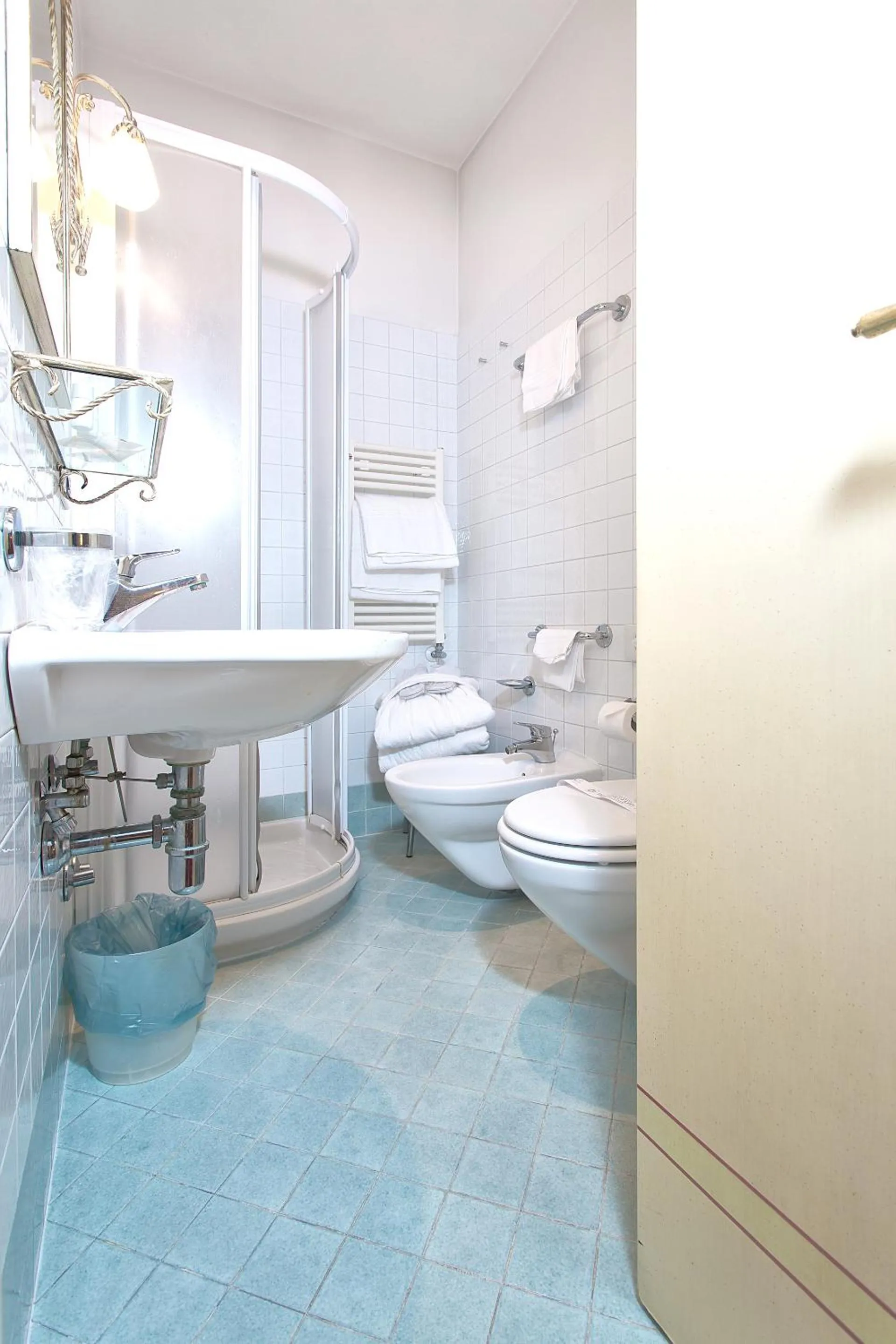 Shower in Ca' San Polo - Ferretti Hotels Collection