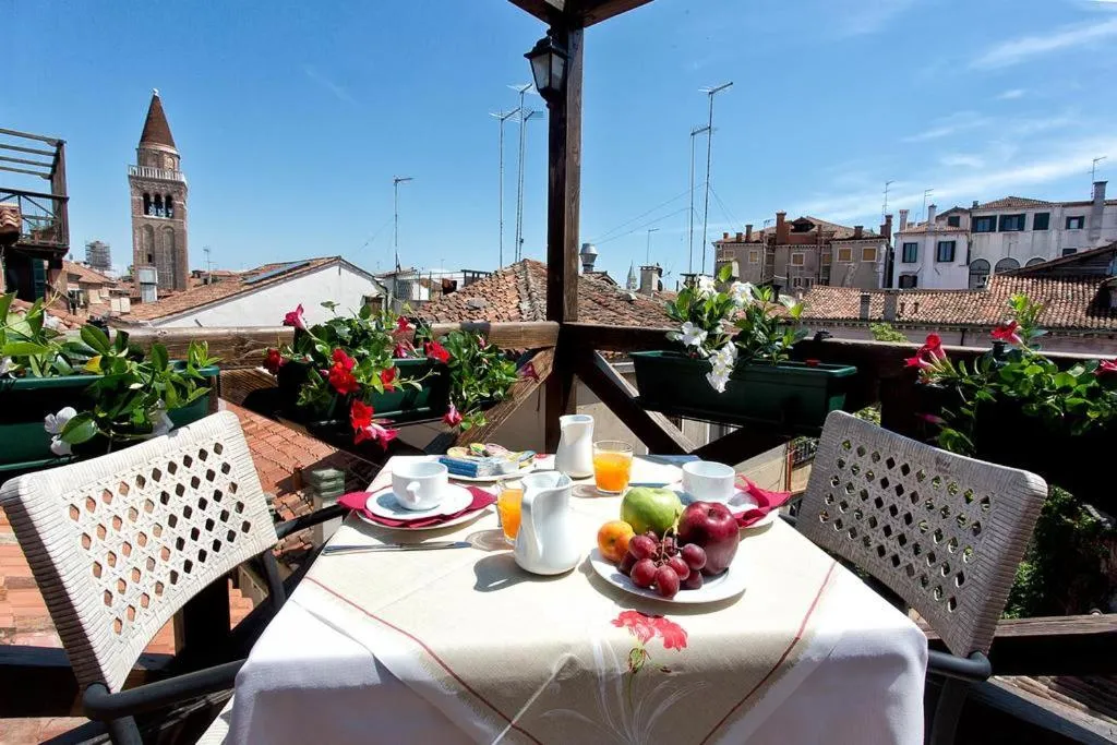 Balcony/Terrace in Ca' San Polo - Ferretti Hotels Collection