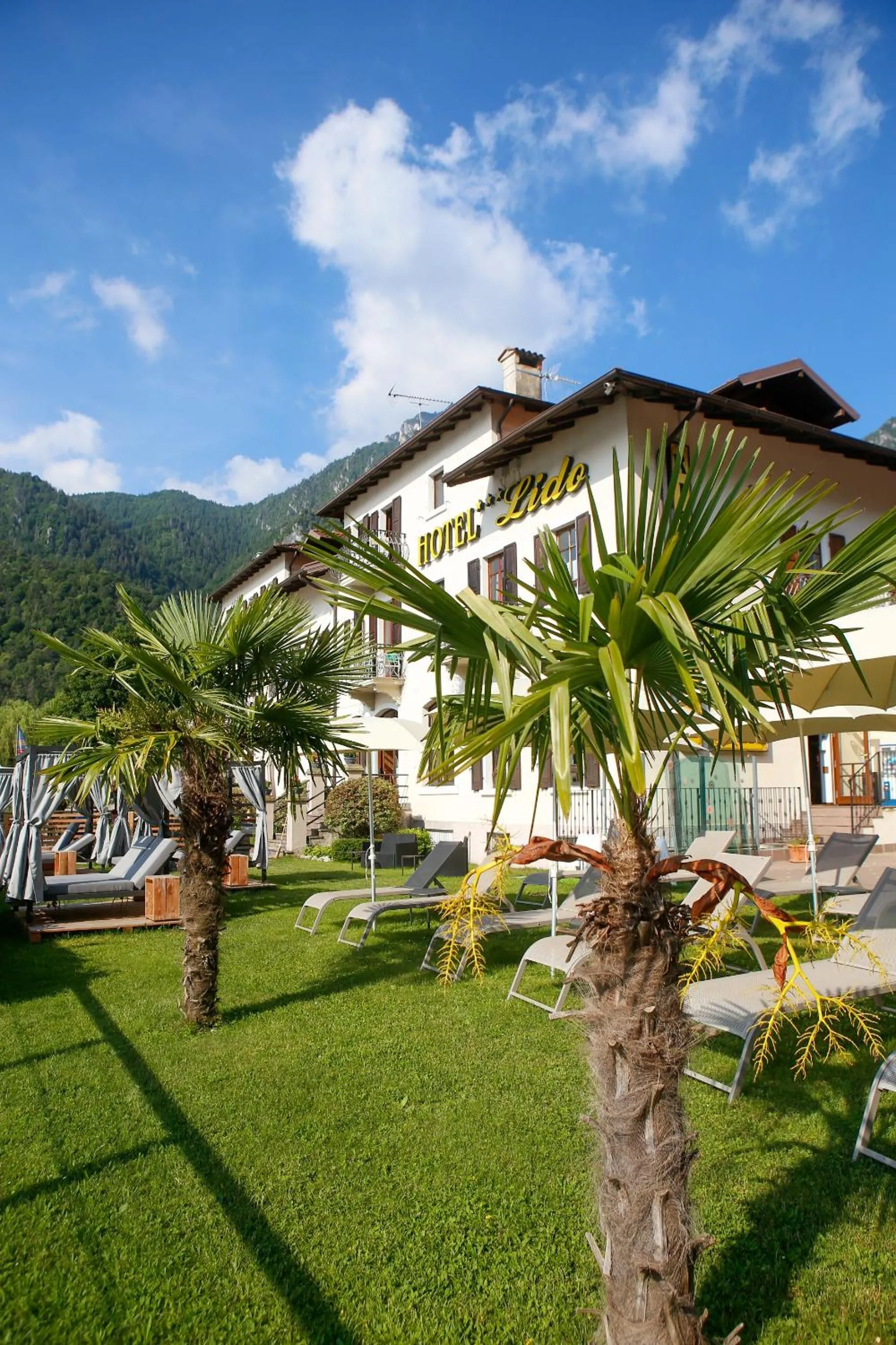 Property building in Hotel Lido