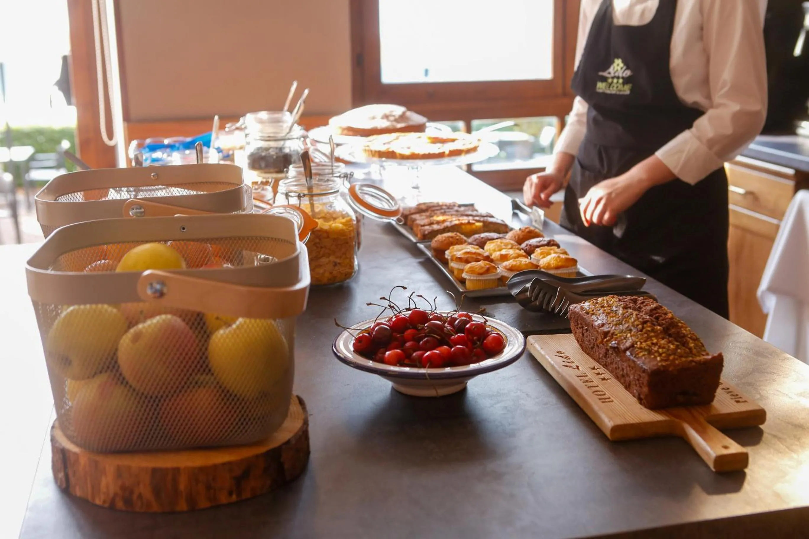 Buffet breakfast in Hotel Lido