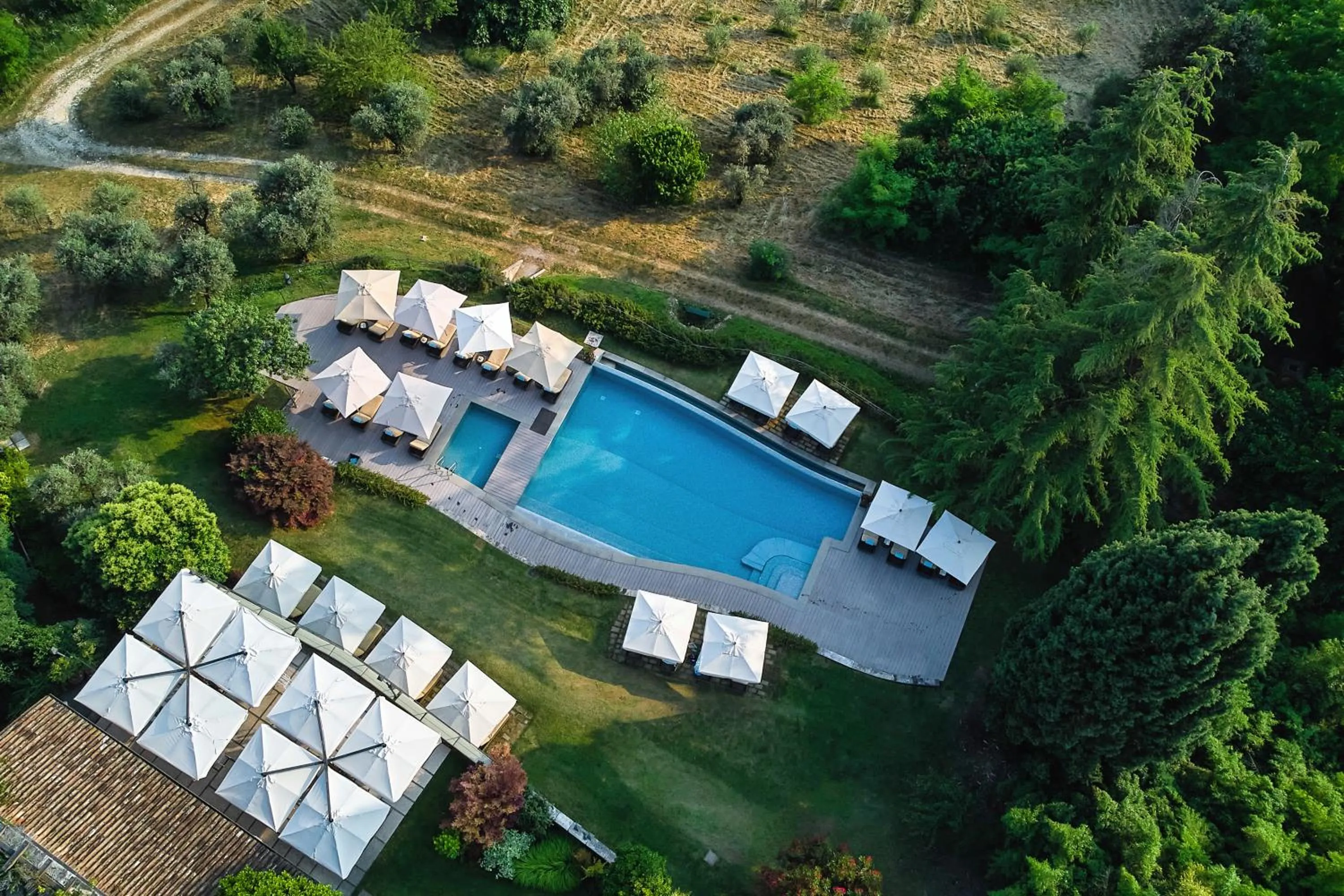 Swimming pool in Hotel Villa Cipriani