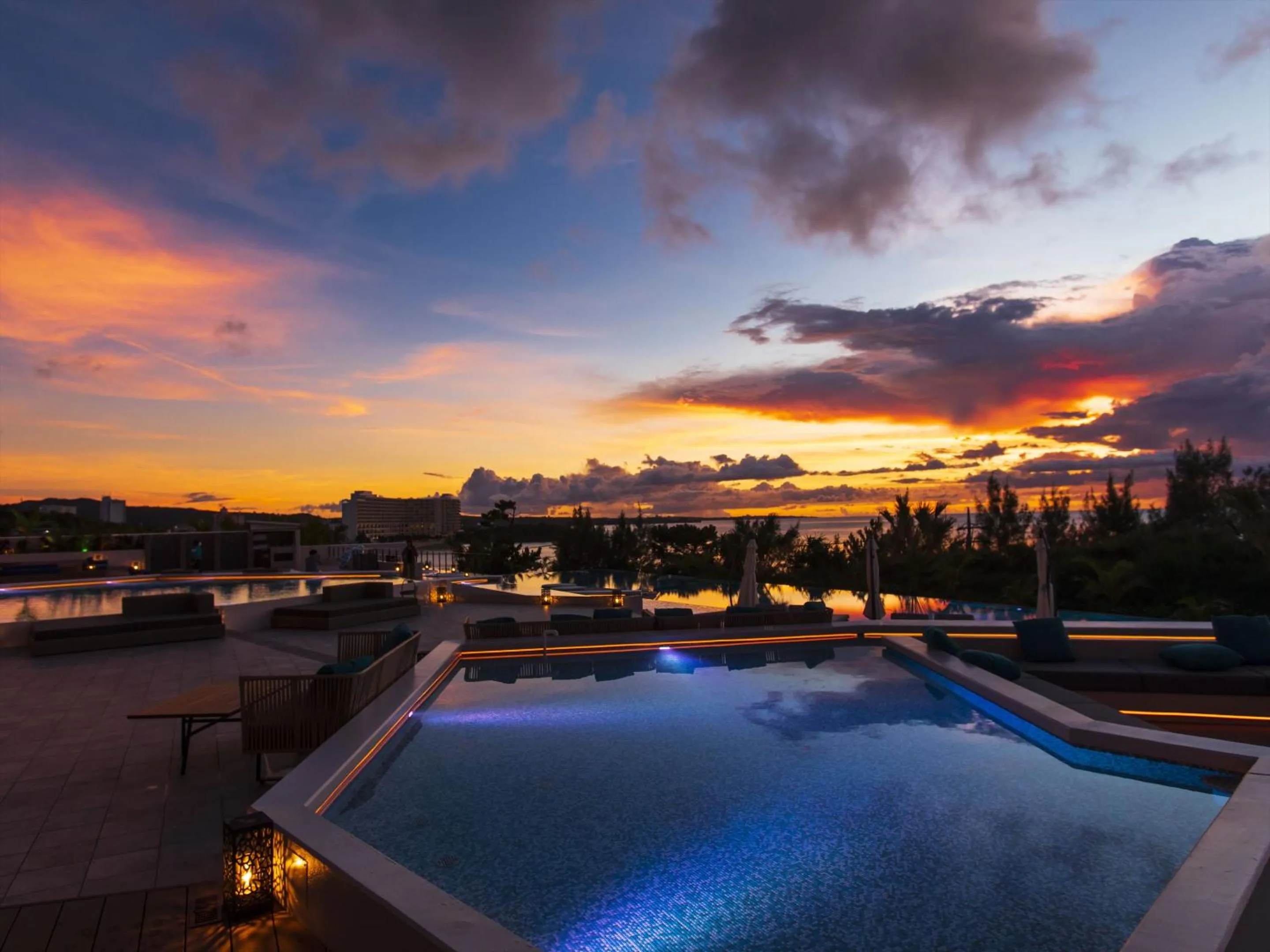 Sunset in AQUASENSE Hotel & Resort