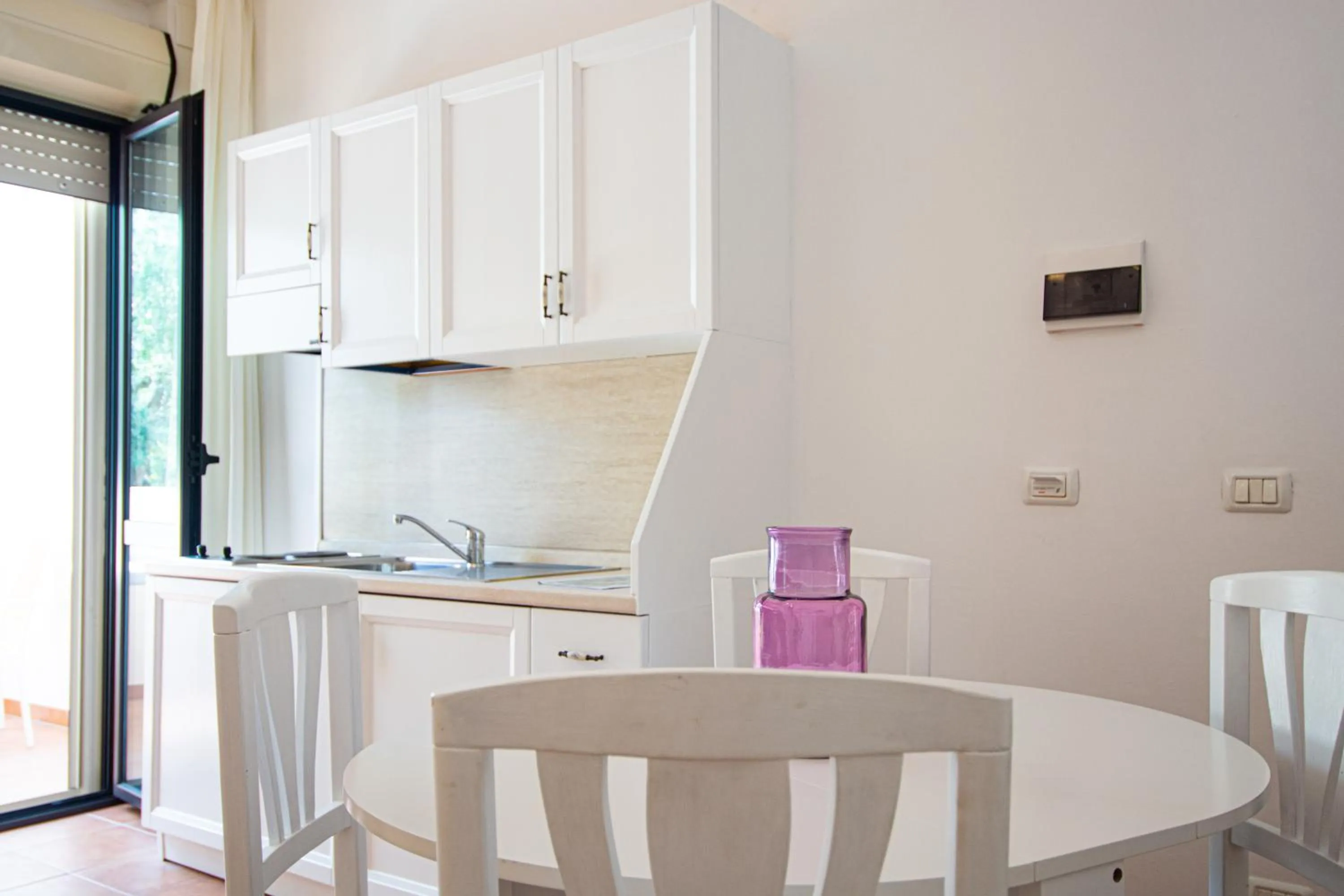 Kitchen or kitchenette in Giardino Degli Ulivi Resort Masseria