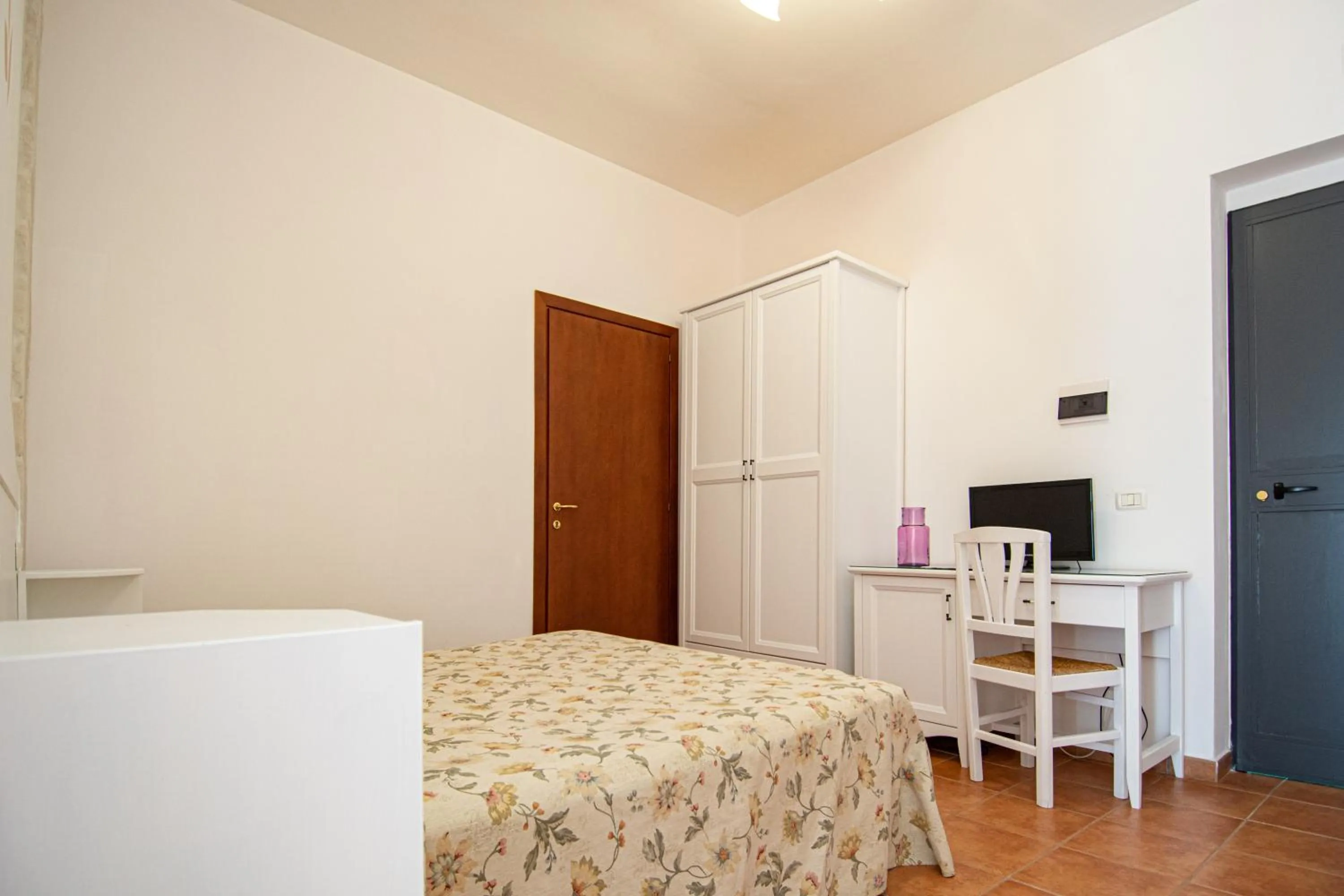 Photo of the whole room in Giardino Degli Ulivi Resort Masseria