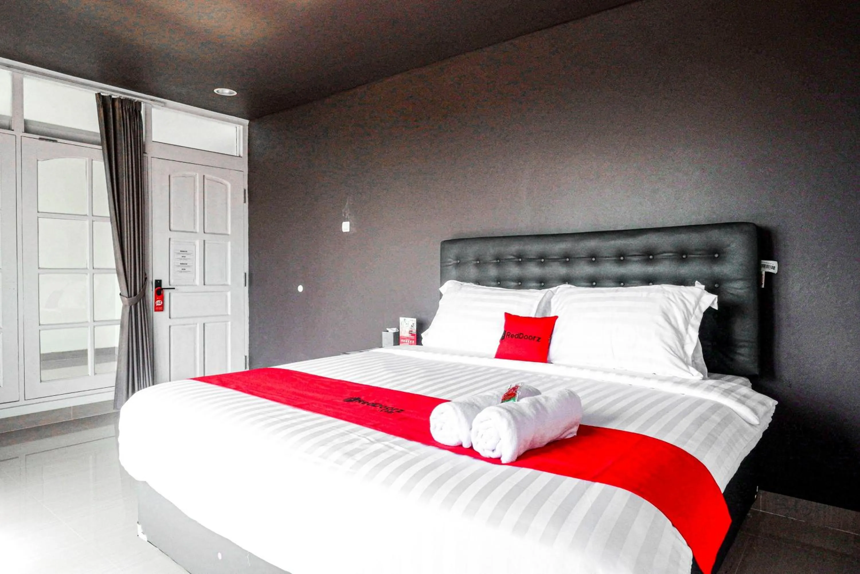 Bedroom, Bed in RedDoorz near Bukitsari Semarang