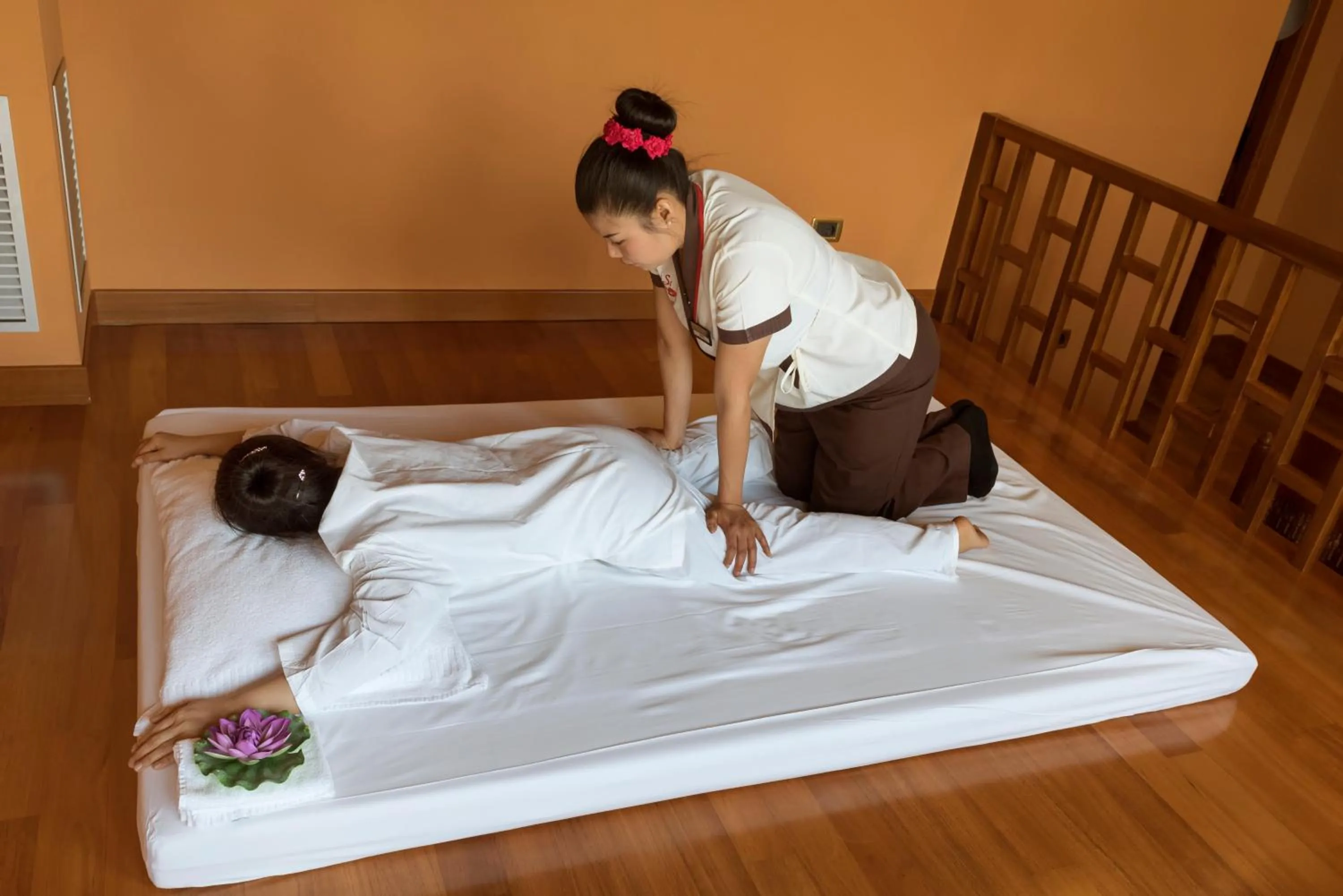 Massage, Bed in Thai Si Royal Thai Spa