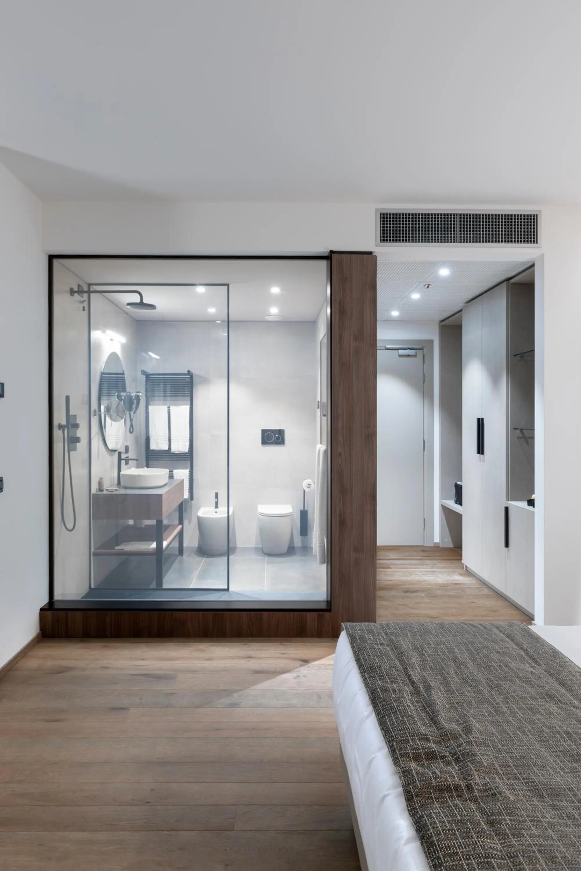 Facade/entrance, Bed in Thai Si Royal Thai Spa