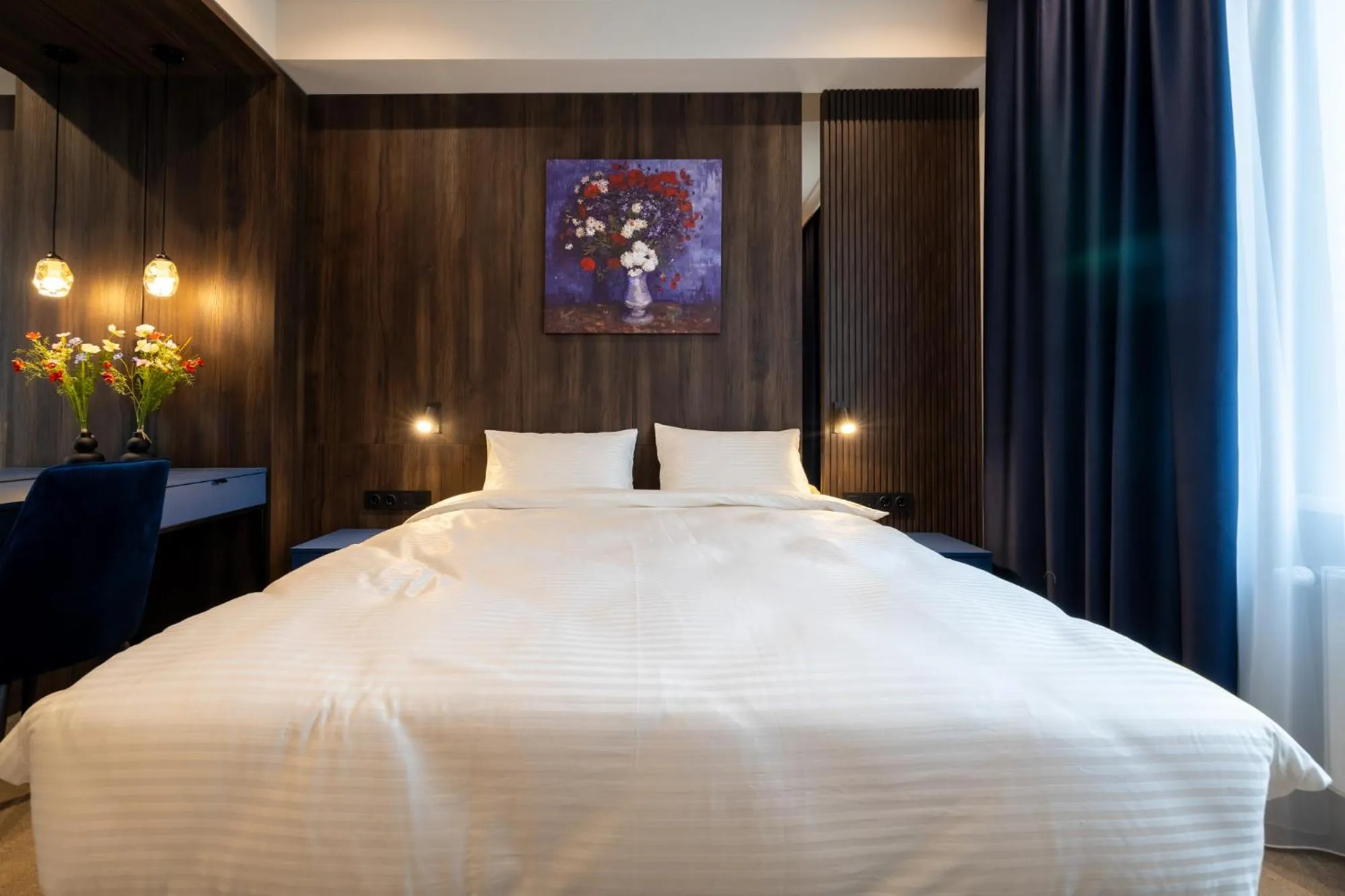 Photo of the whole room, Bed in Art Hotel