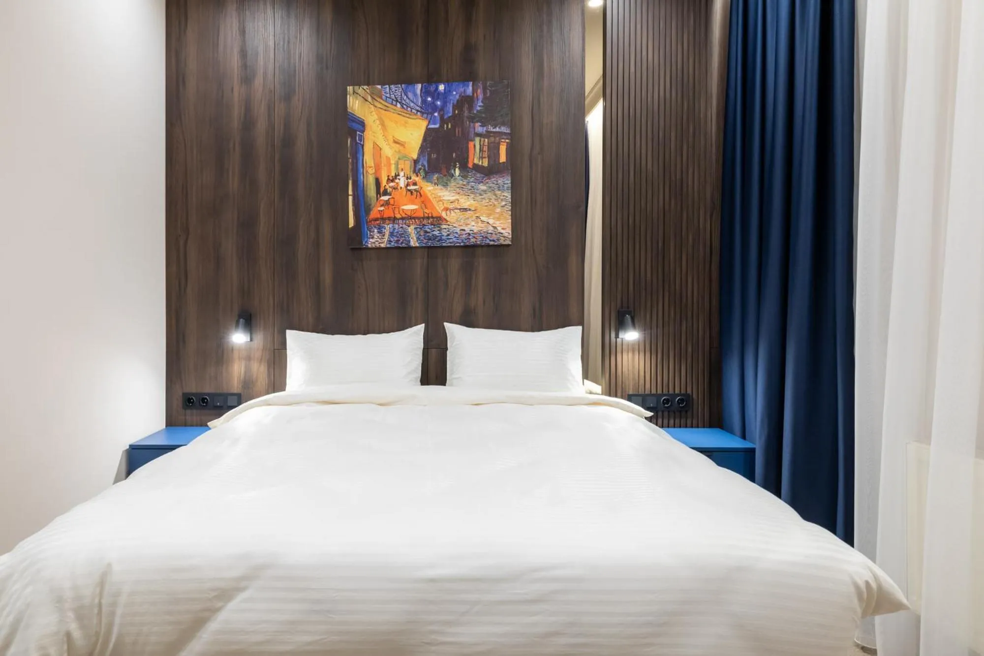 Photo of the whole room, Bed in Art Hotel