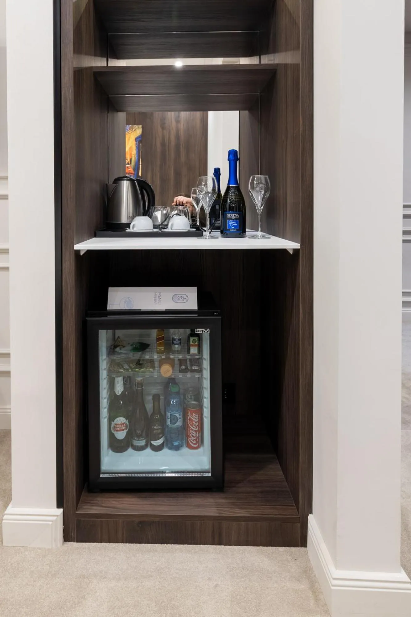 Photo of the whole room in Art Hotel