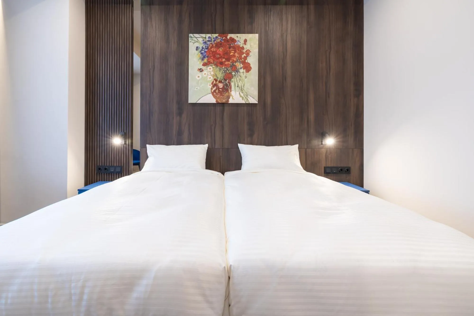 Photo of the whole room, Bed in Art Hotel