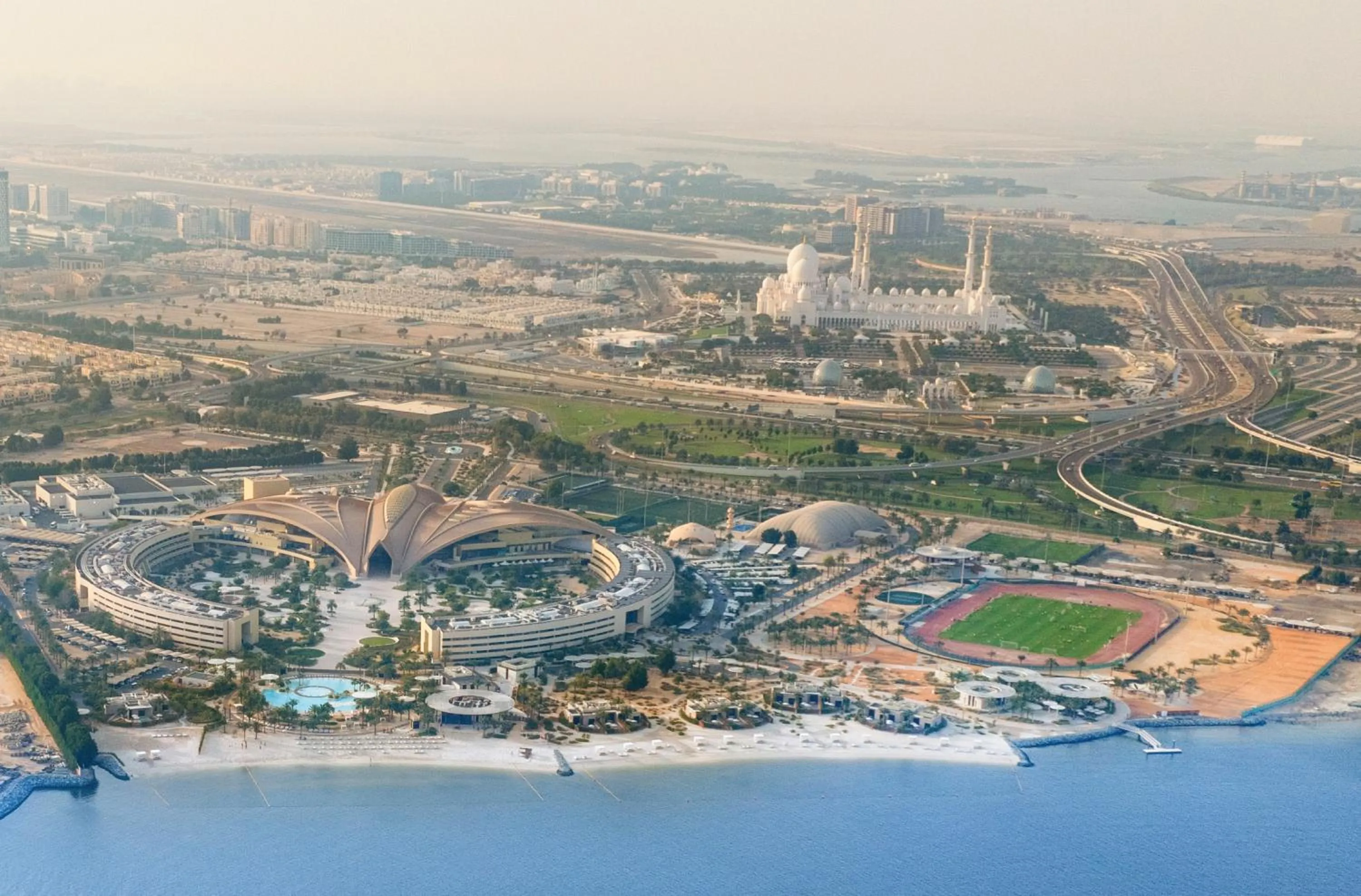 Property building in ERTH Abu Dhabi Hotel