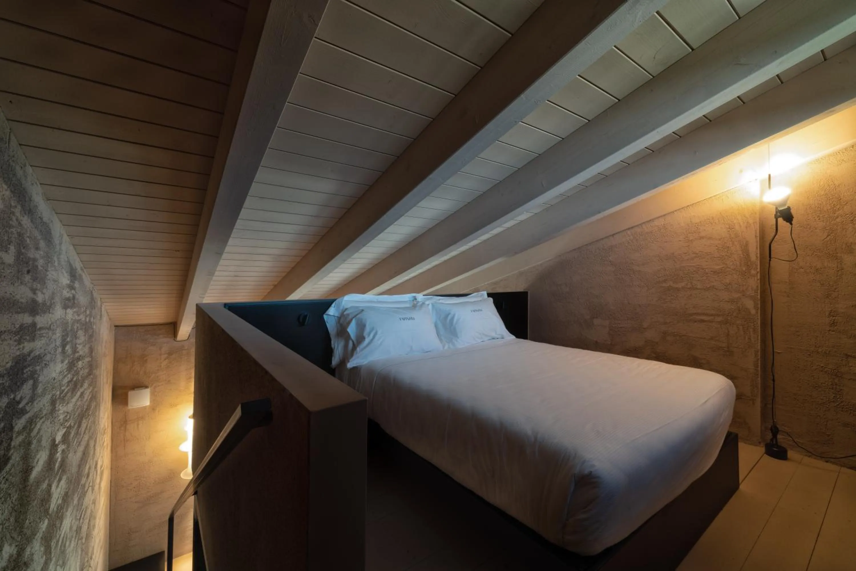 Bedroom, Bed in I Vivai