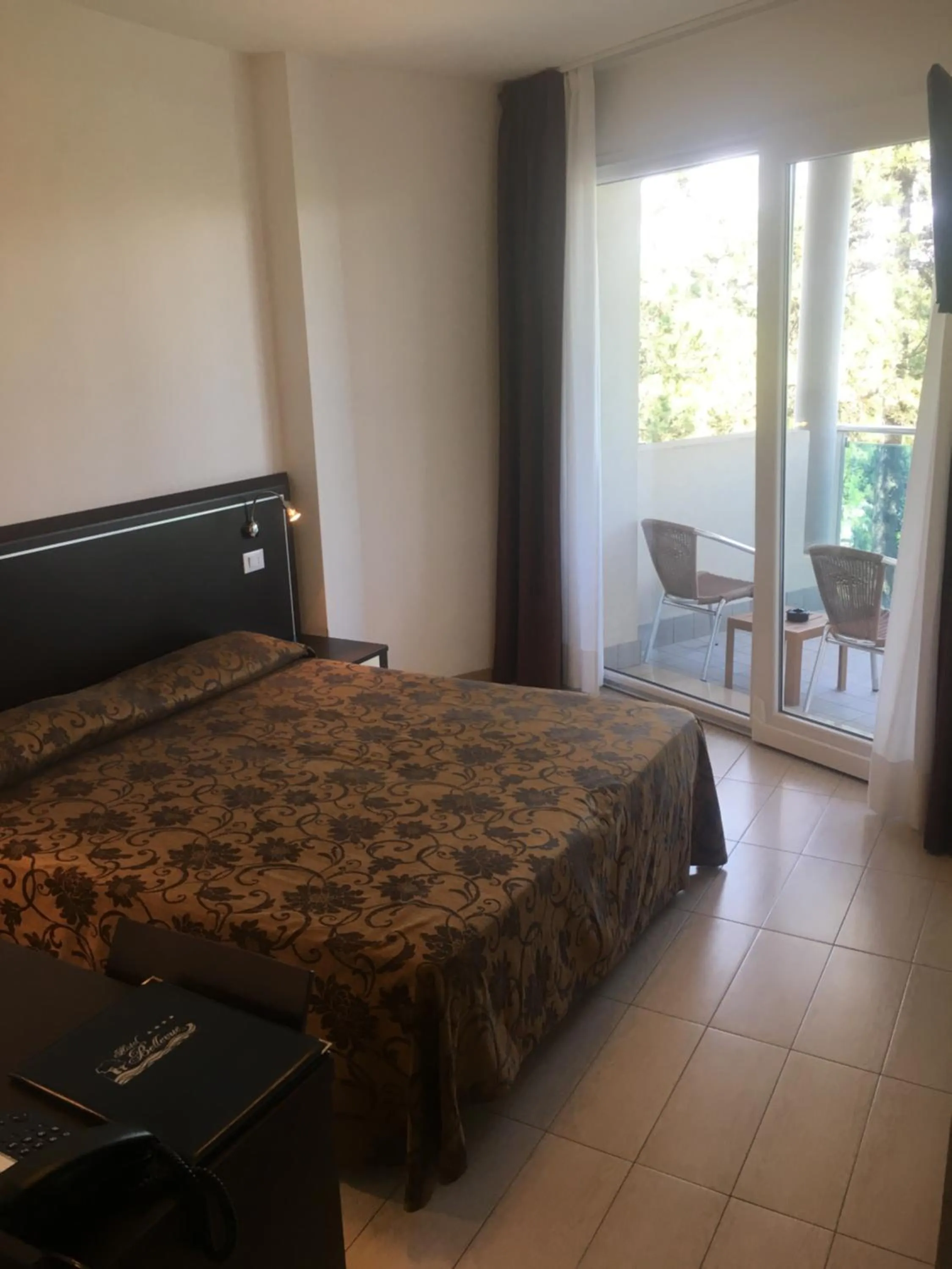 Bedroom, Bed in Hotel Bellevue