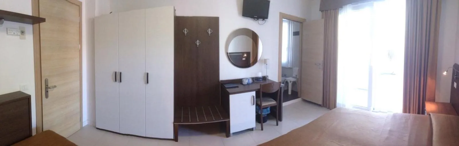 Day in Hotel Bellevue