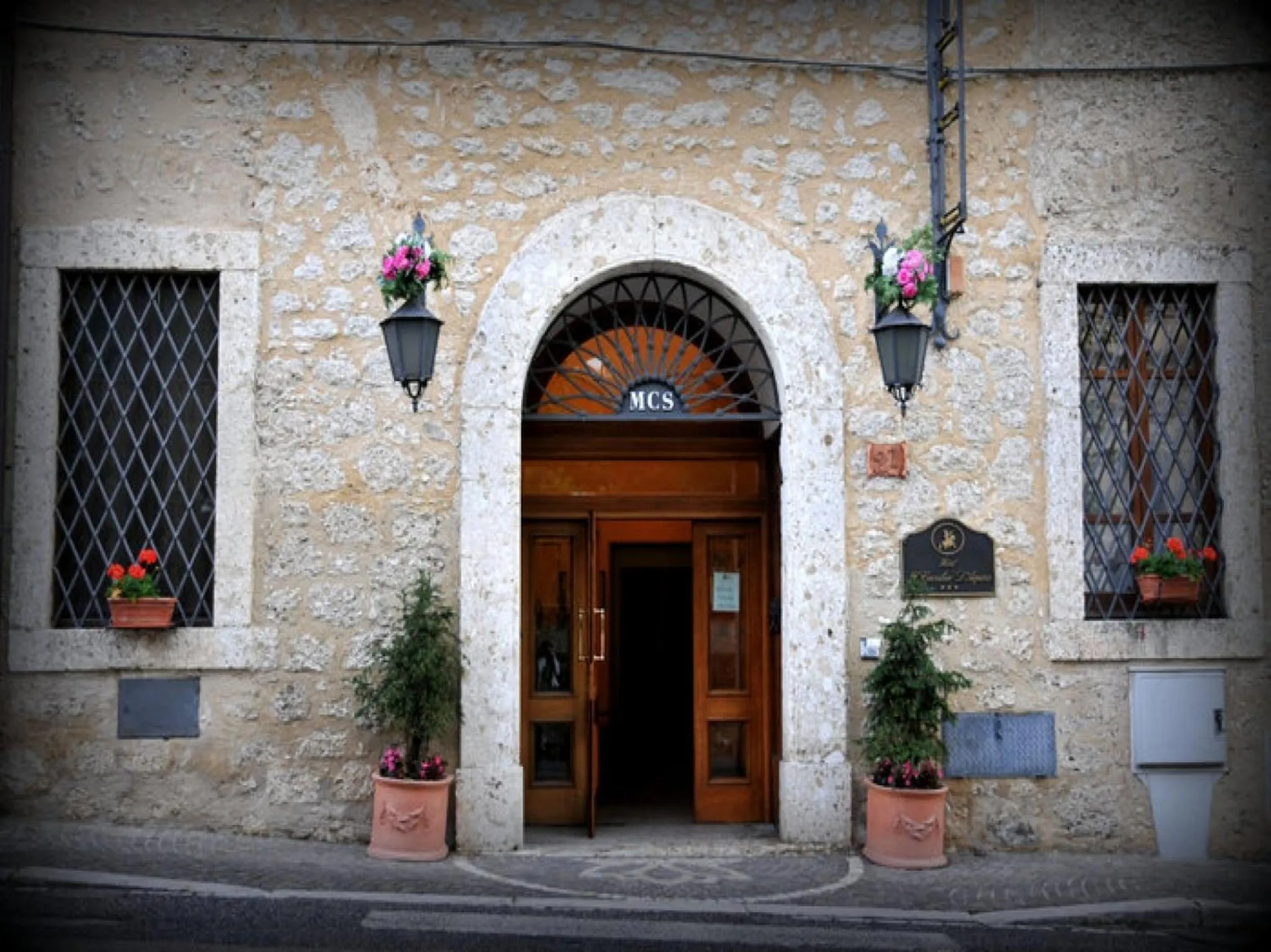 Facade/entrance in Hotel Il Cavalier D'Arpino