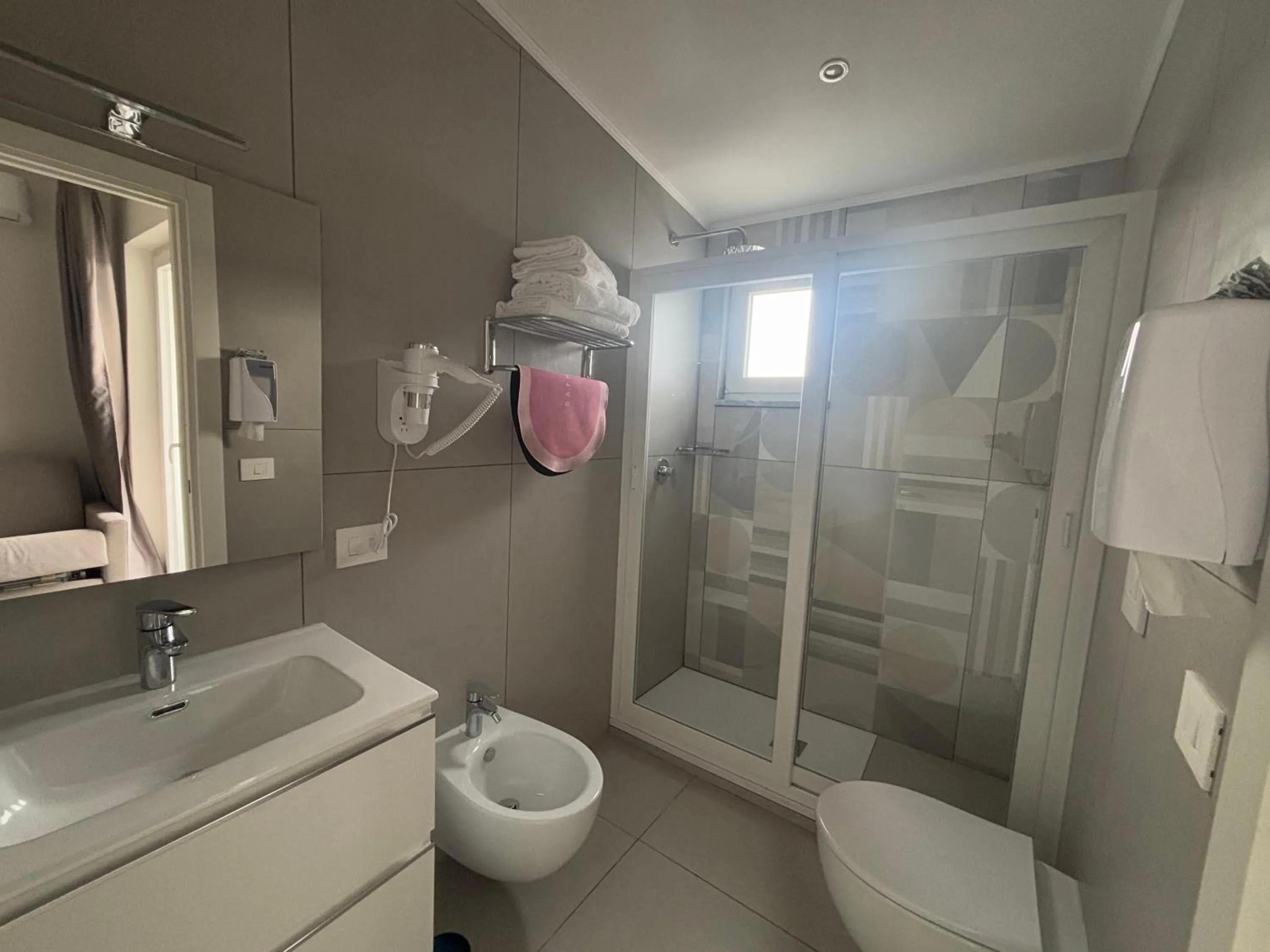 Bathroom in Hotel La Mela