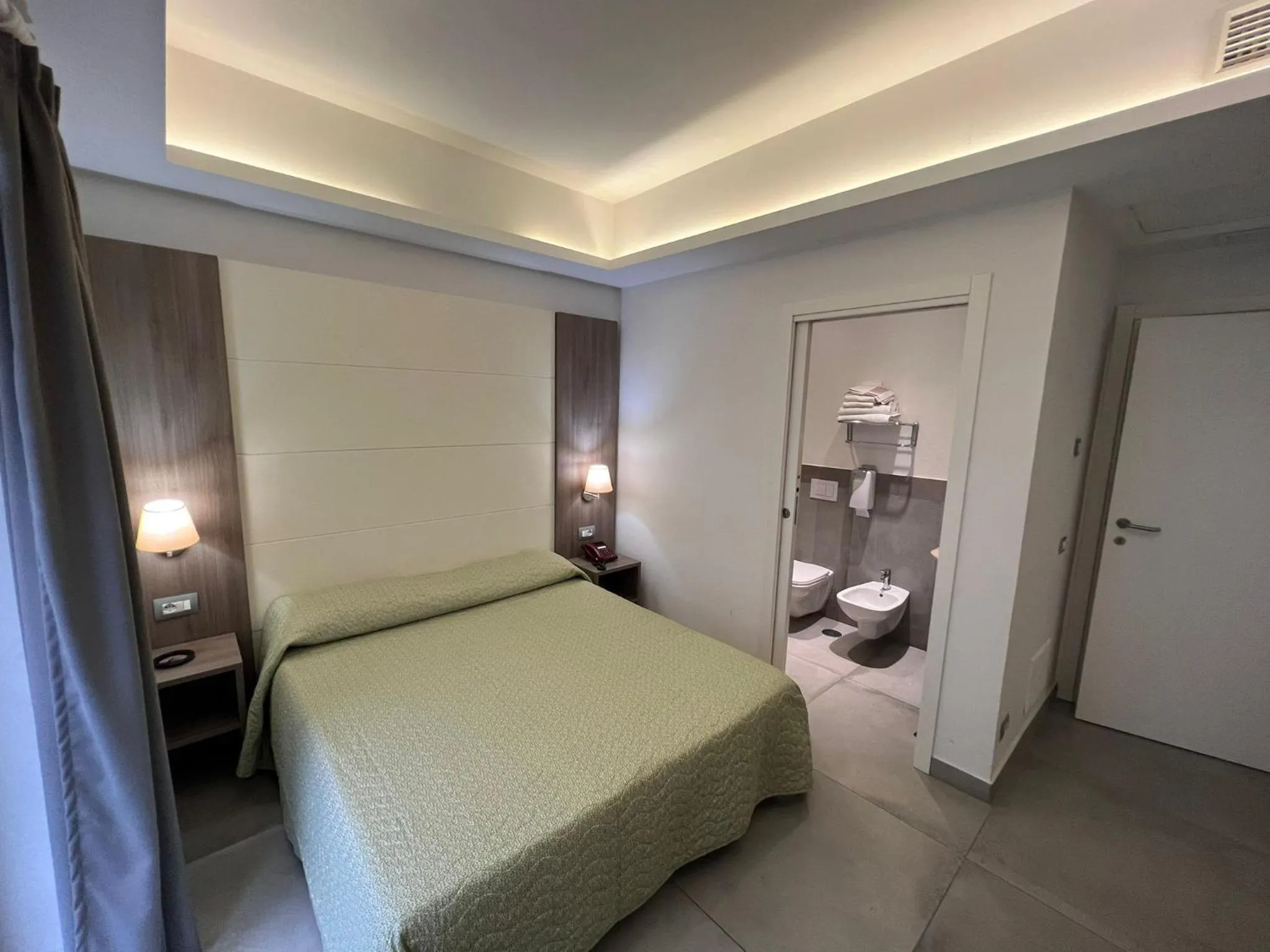 Bedroom, Bed in Hotel La Mela