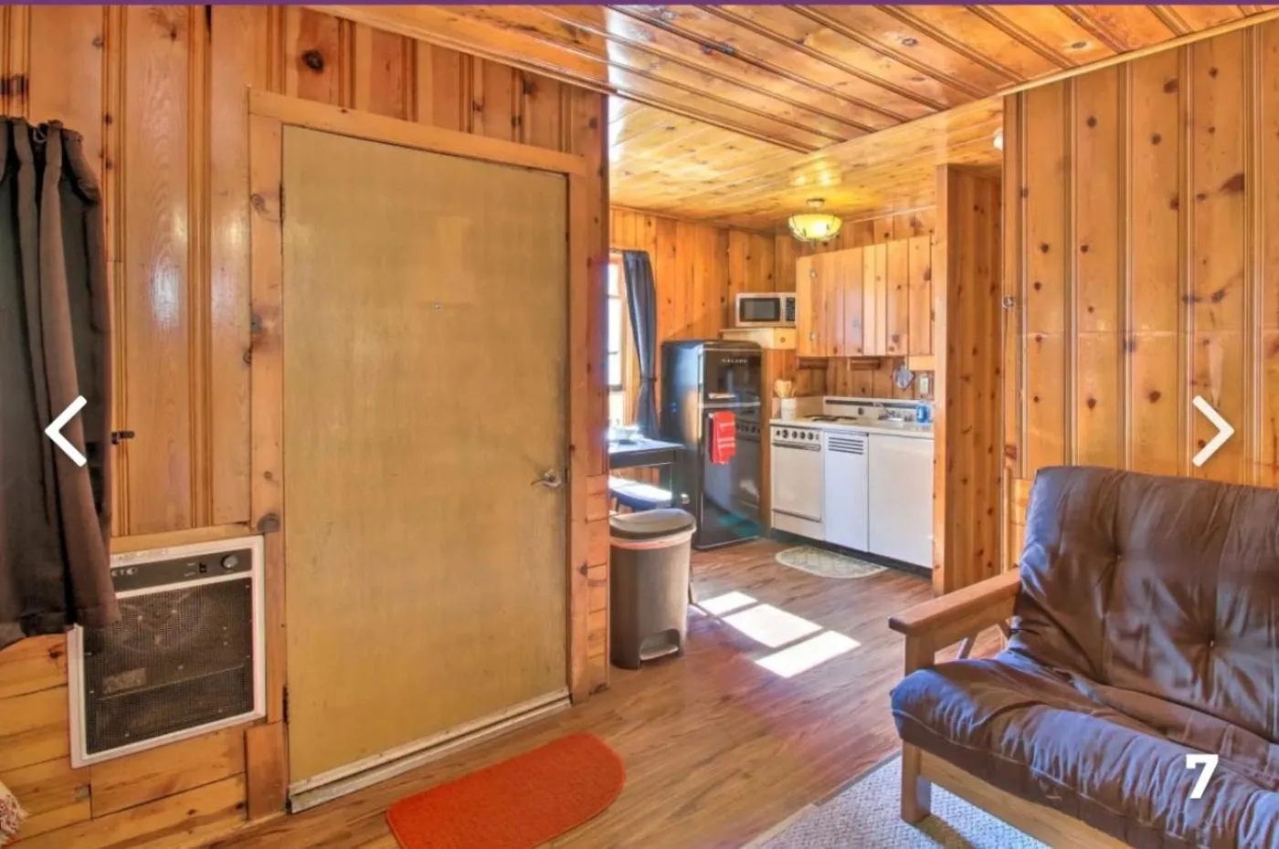 Kitchen or kitchenette in Hidden Rest Cabins and Resort