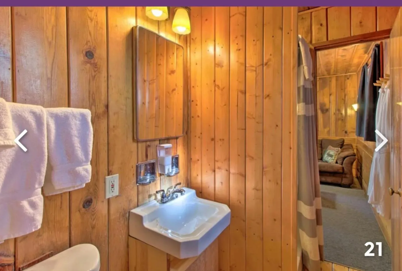 Shower in Hidden Rest Cabins and Resort