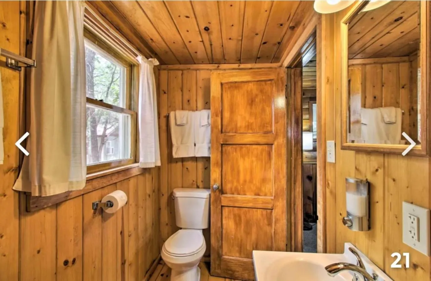 Bathroom in Hidden Rest Cabins and Resort