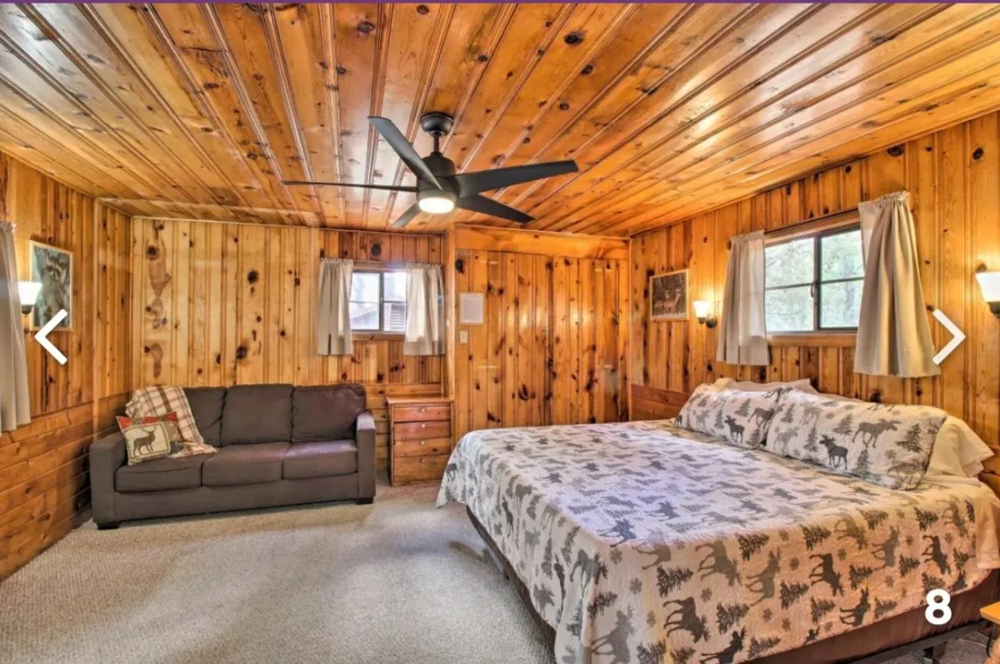 Seating area, Bed in Hidden Rest Cabins and Resort