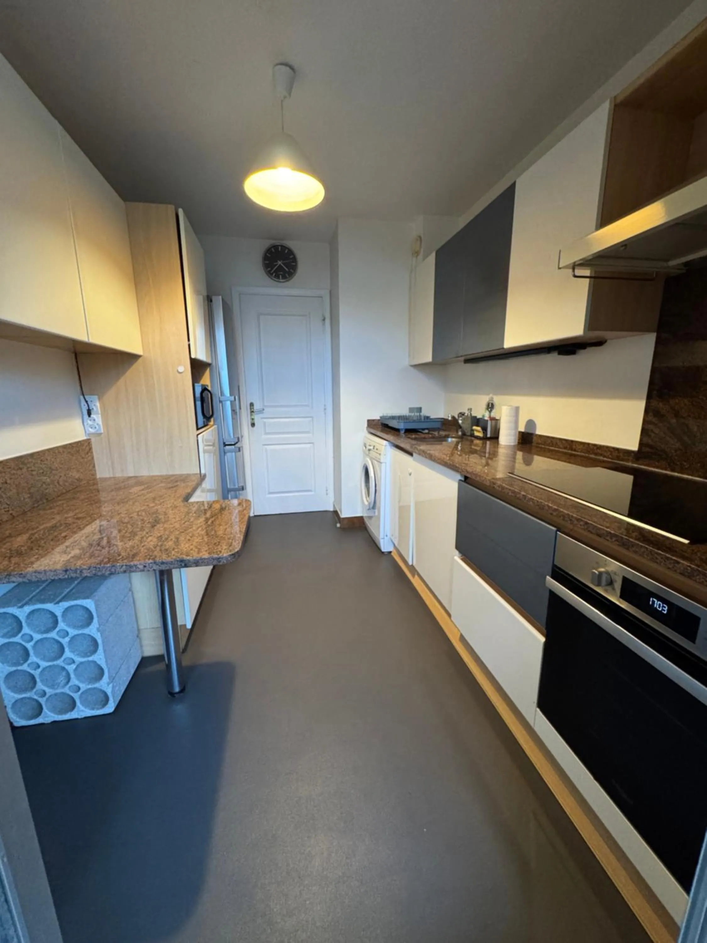 Top-of-range appartment of 90m2 & 20m2 of sunny terrace, 2min from sea