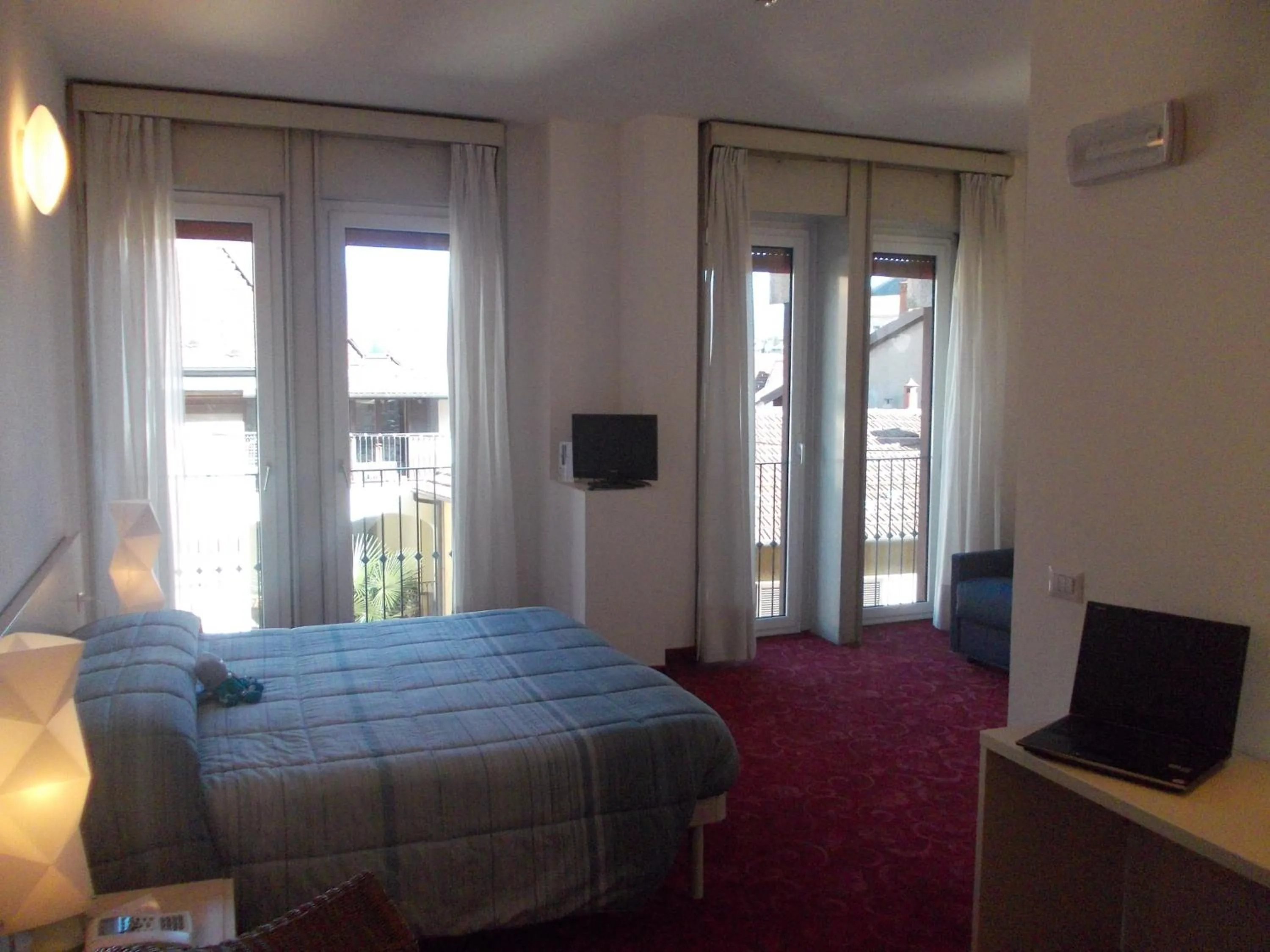 Bedroom in Croce Bianca