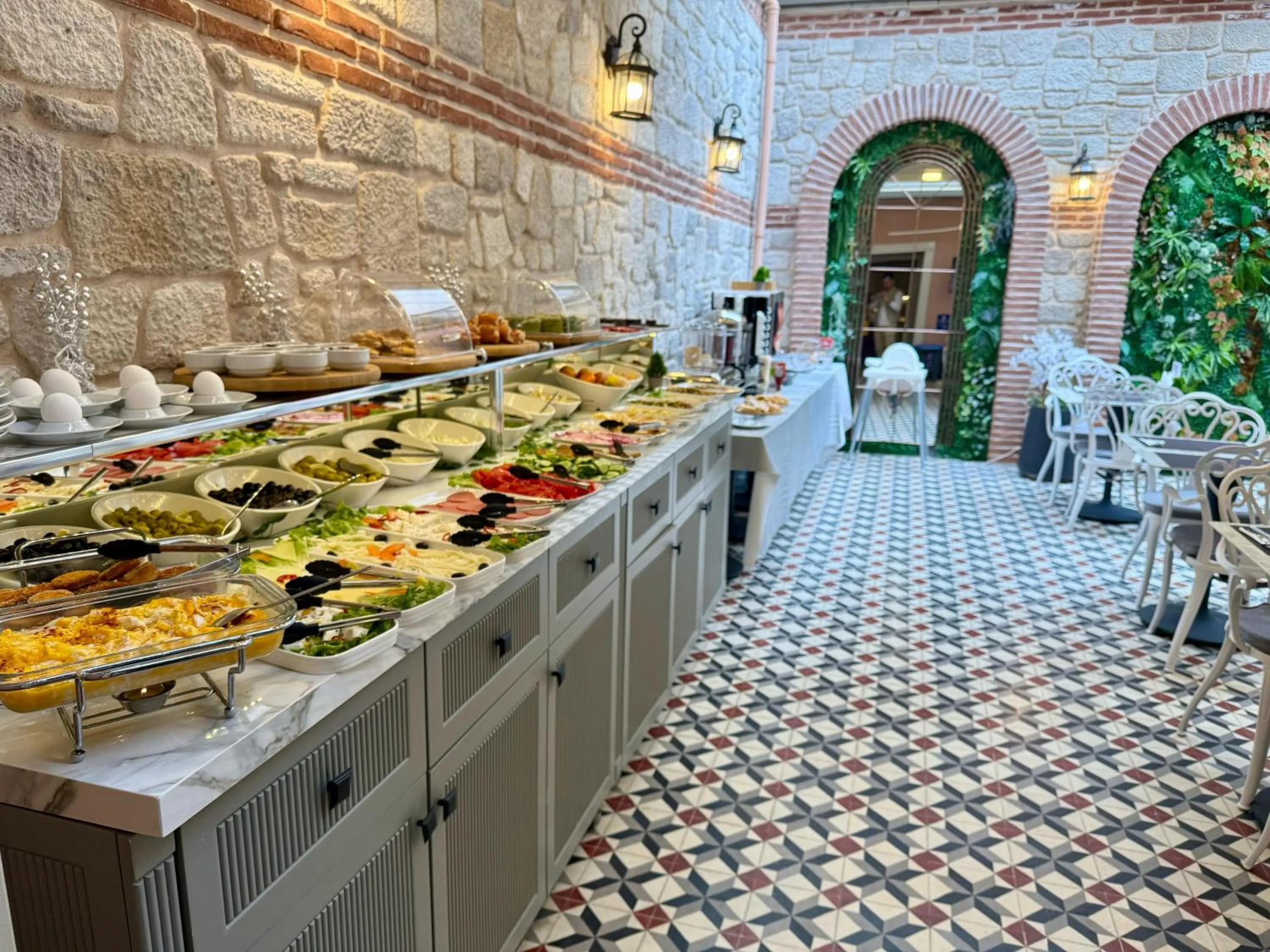 Garden in Saratoga Hotel Sultanahmet