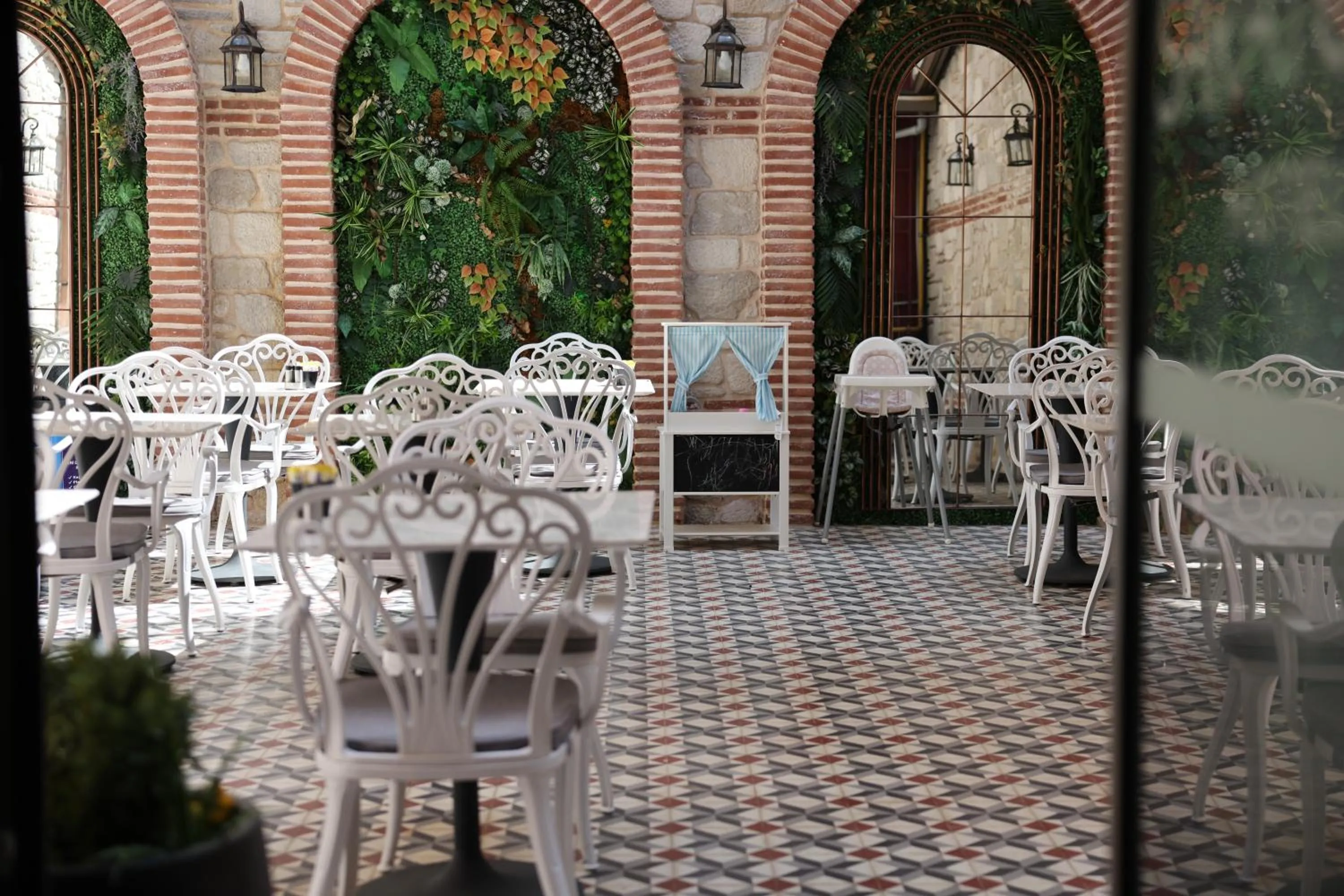 Restaurant/places to eat in Saratoga Hotel Sultanahmet