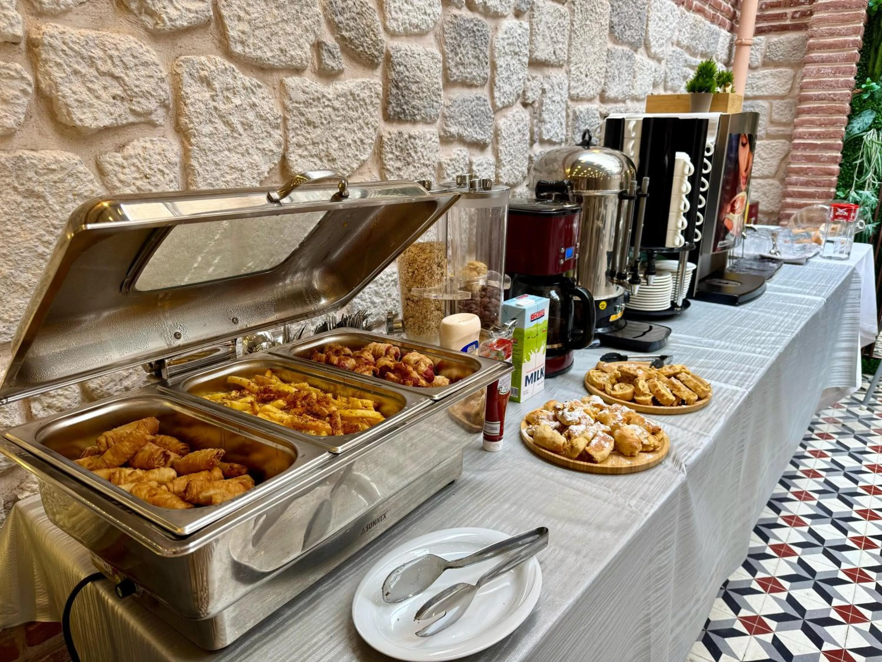 Garden in Saratoga Hotel Sultanahmet