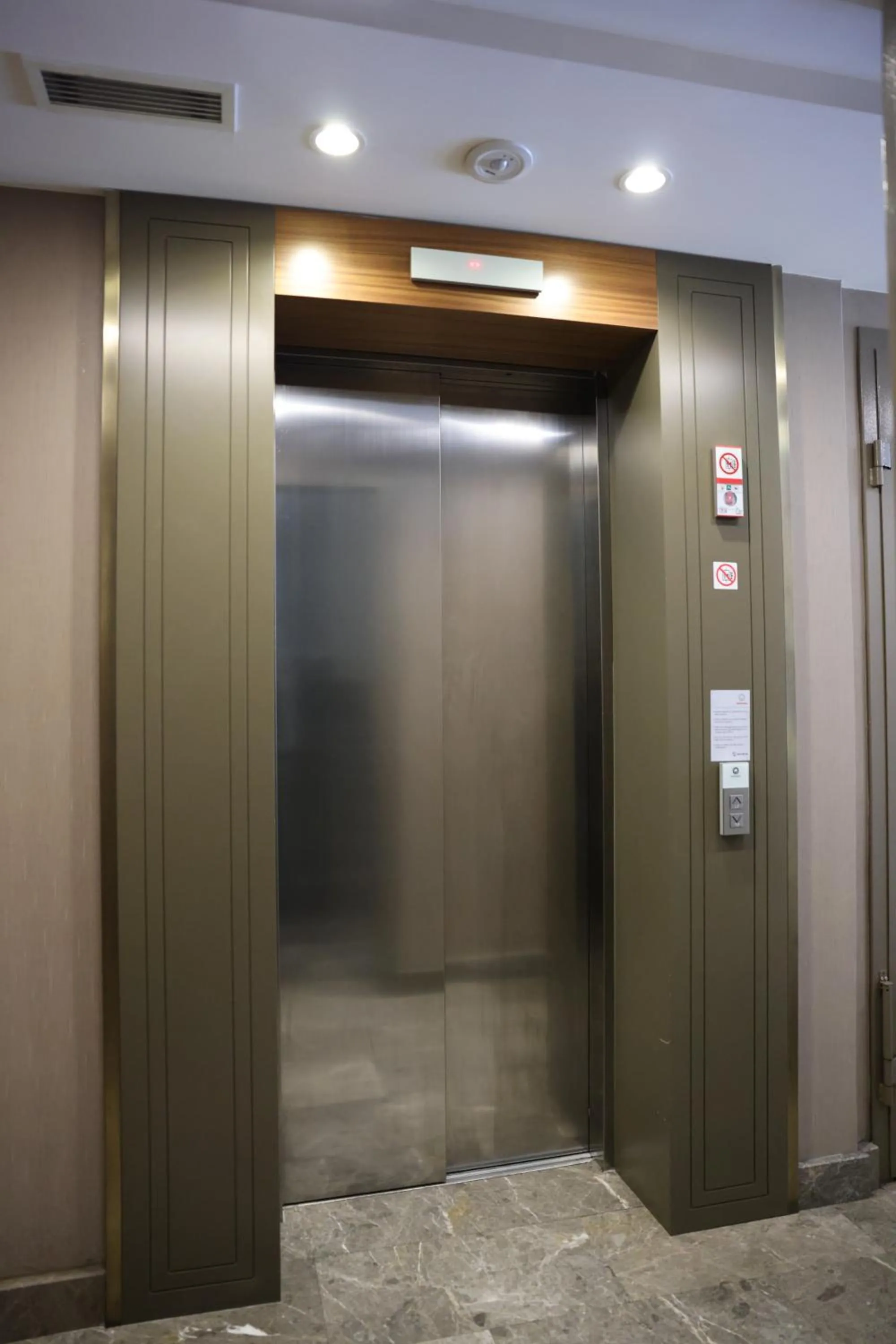 Facility for disabled guests in Saratoga Hotel Sultanahmet