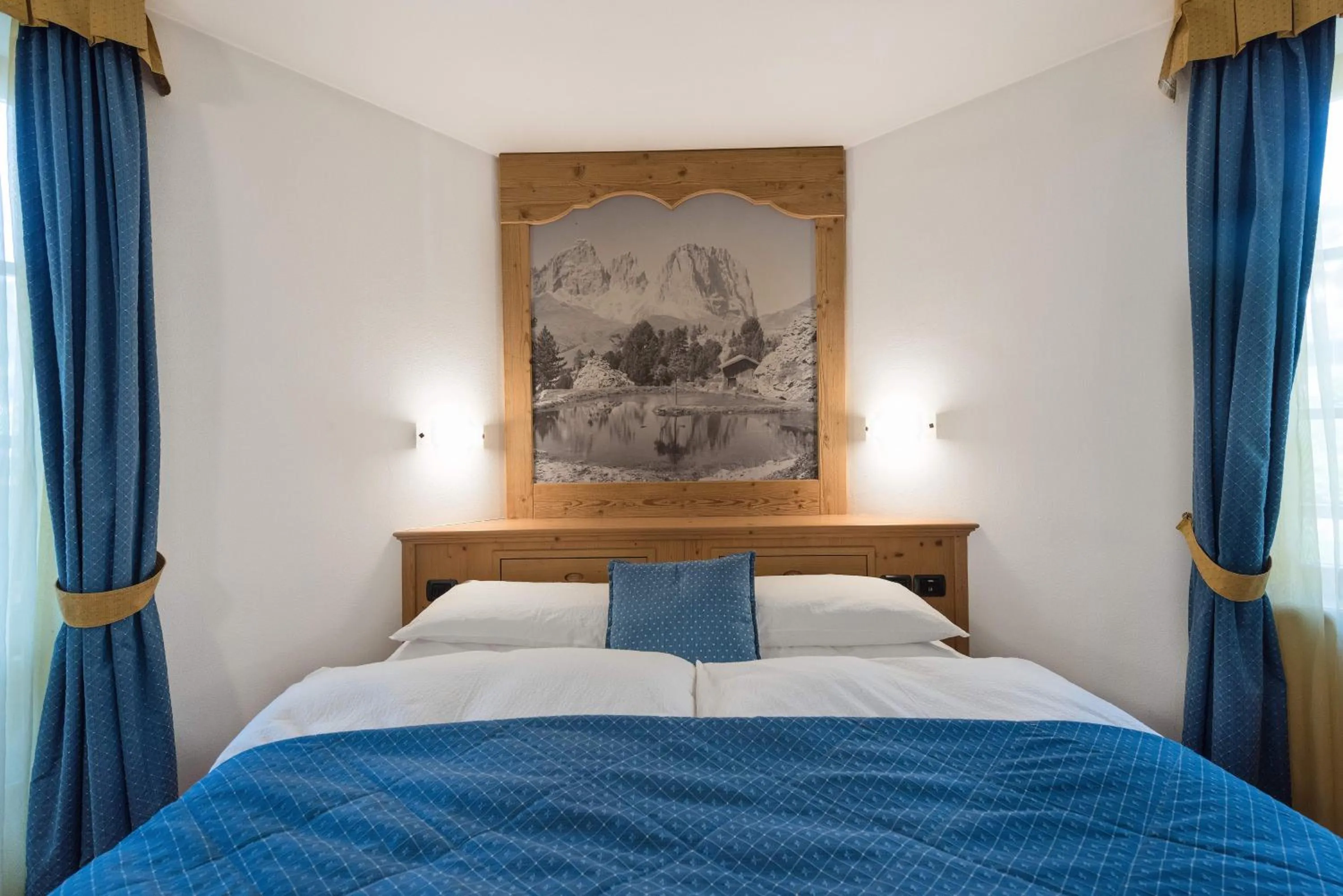 Bedroom, Bed in Romantic Charming Hotel Rancolin