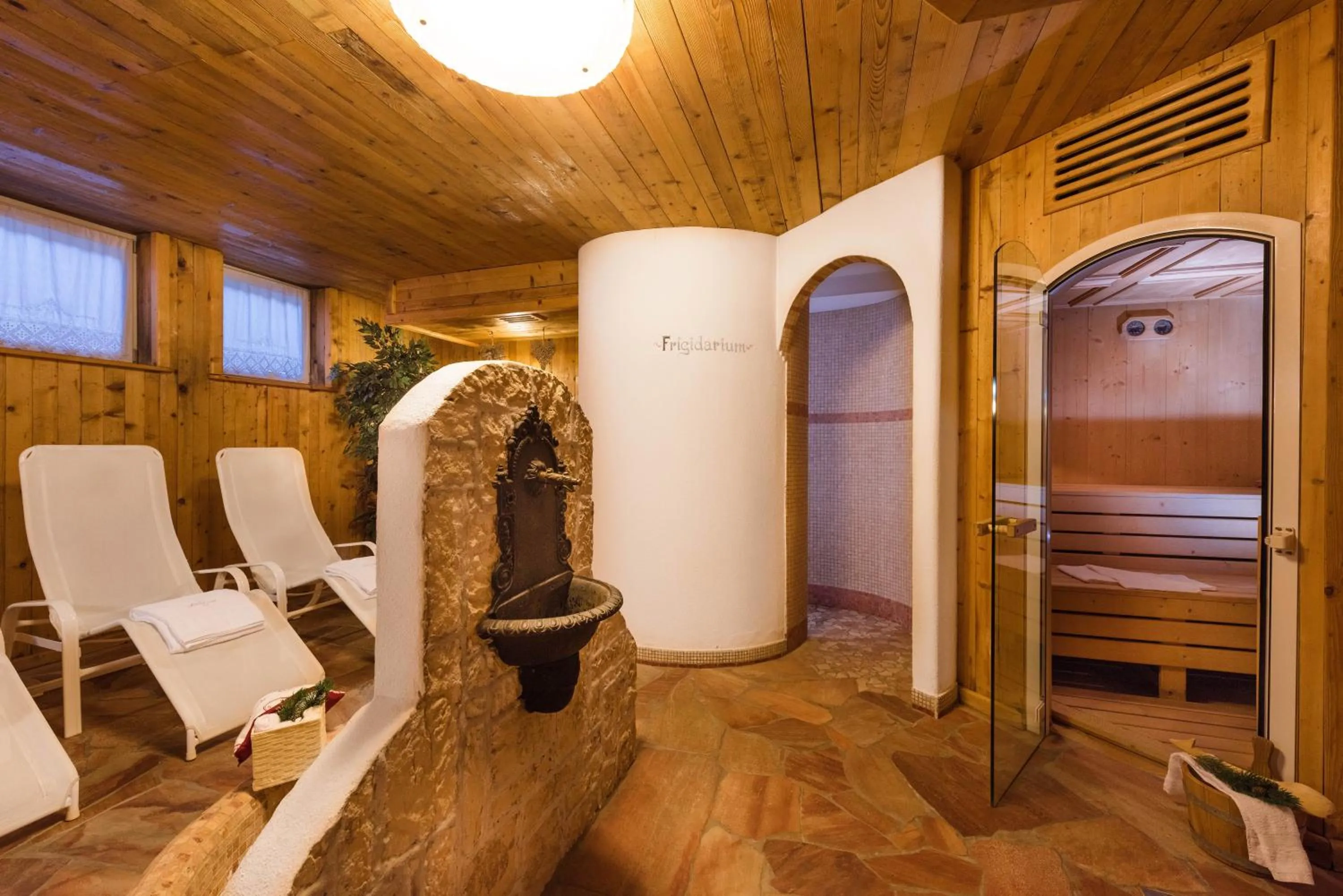 Sauna in Romantic Charming Hotel Rancolin