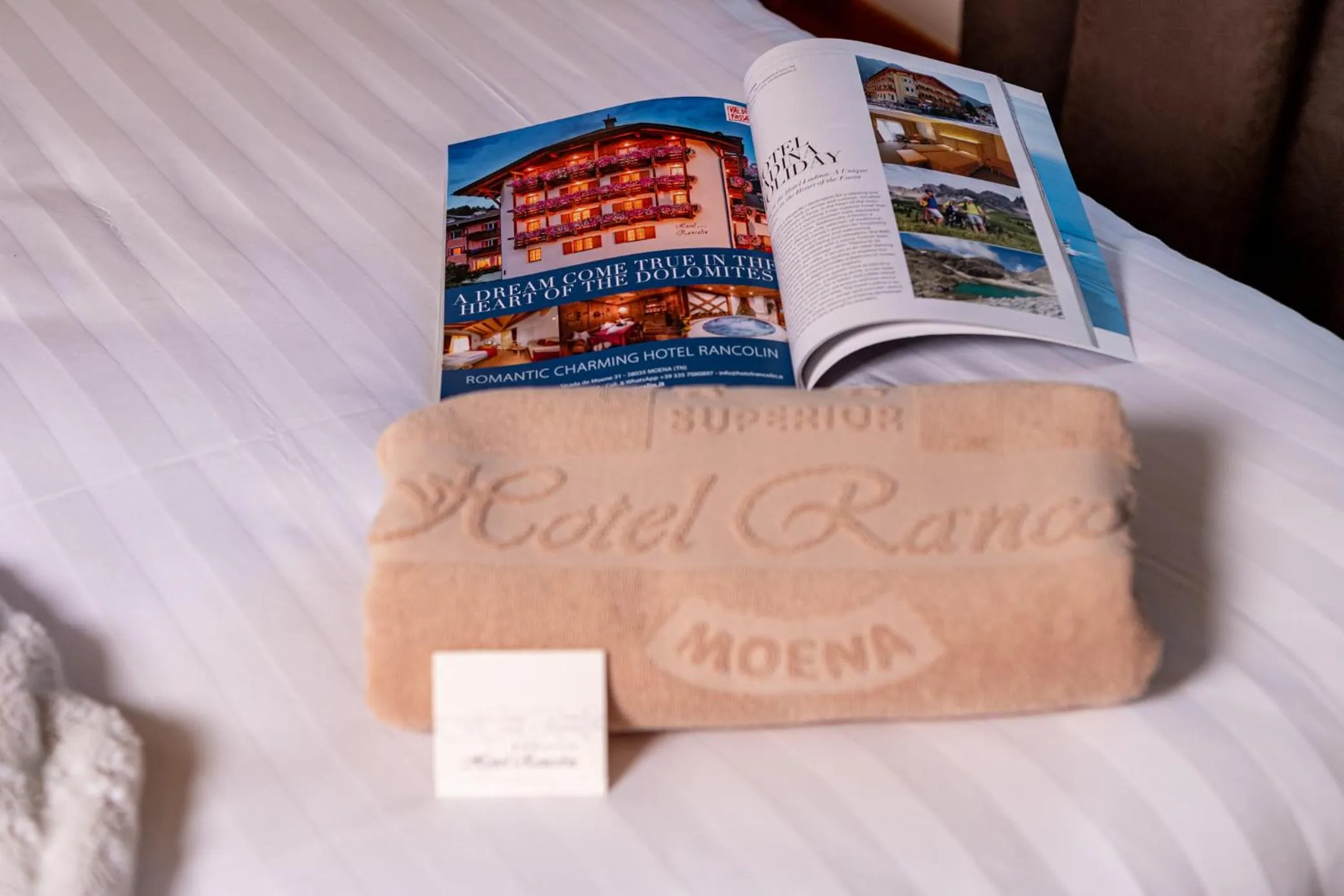 Bed in Romantic Charming Hotel Rancolin