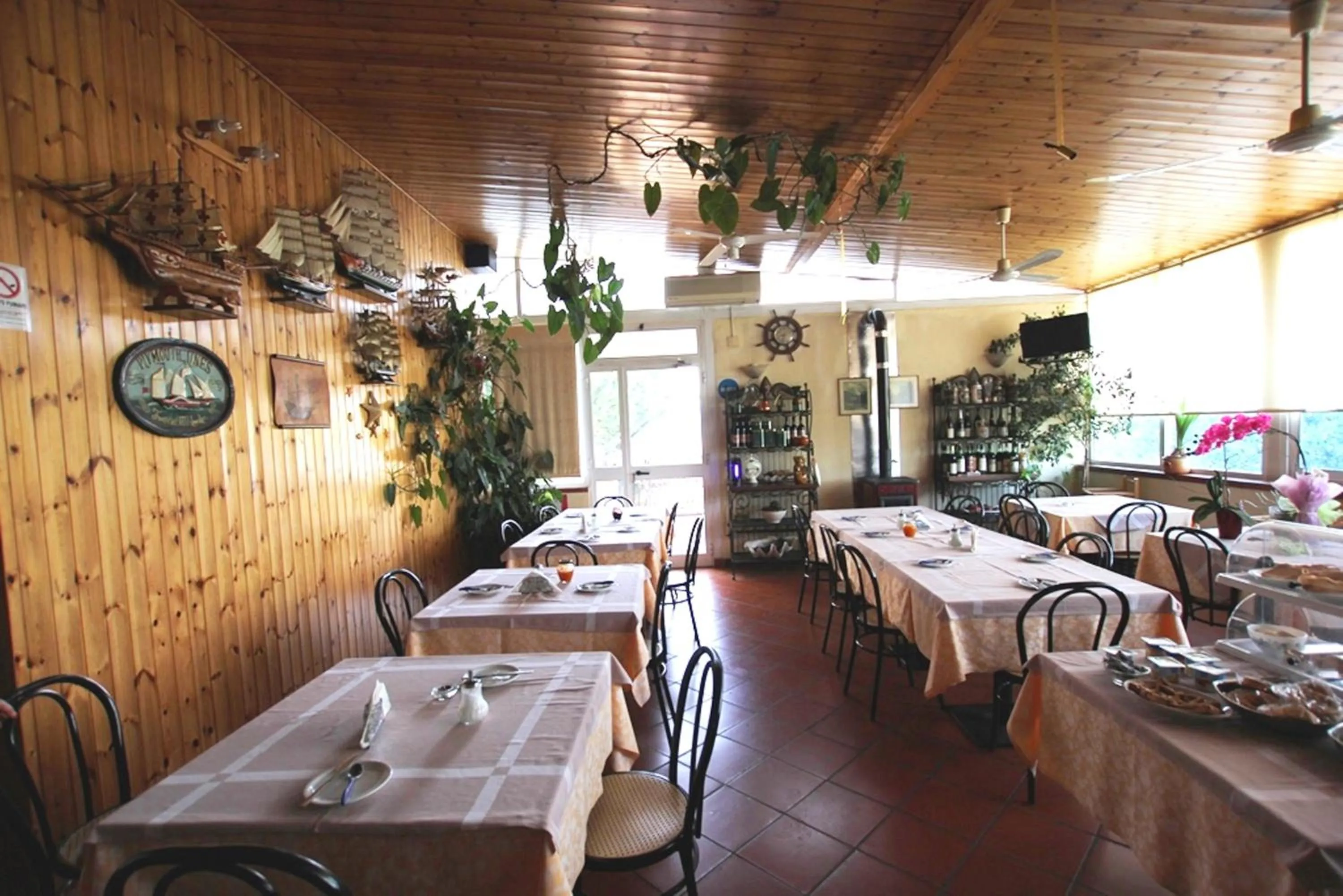 Breakfast in Holiday Residence