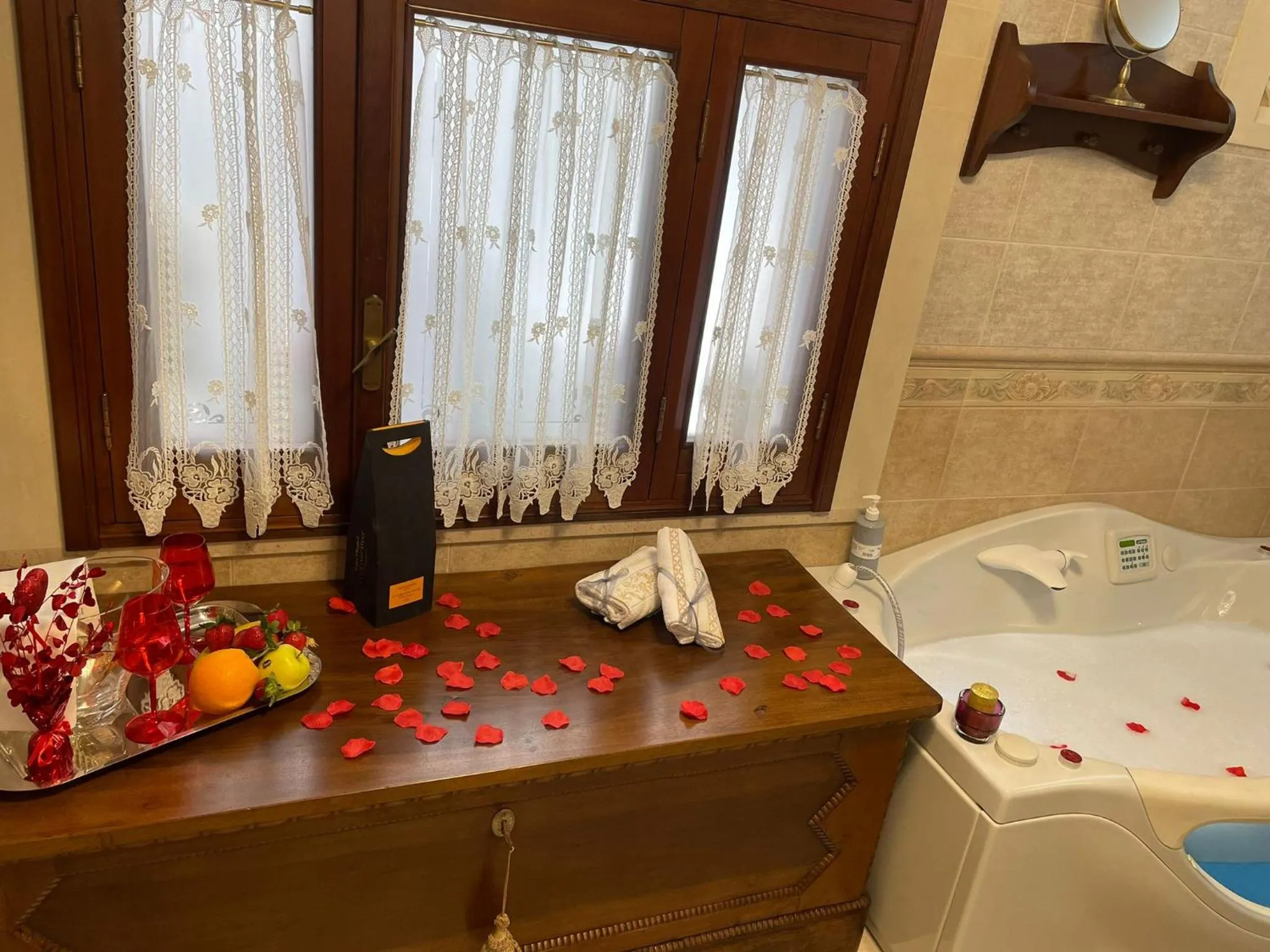 Bathroom in Regina Suite