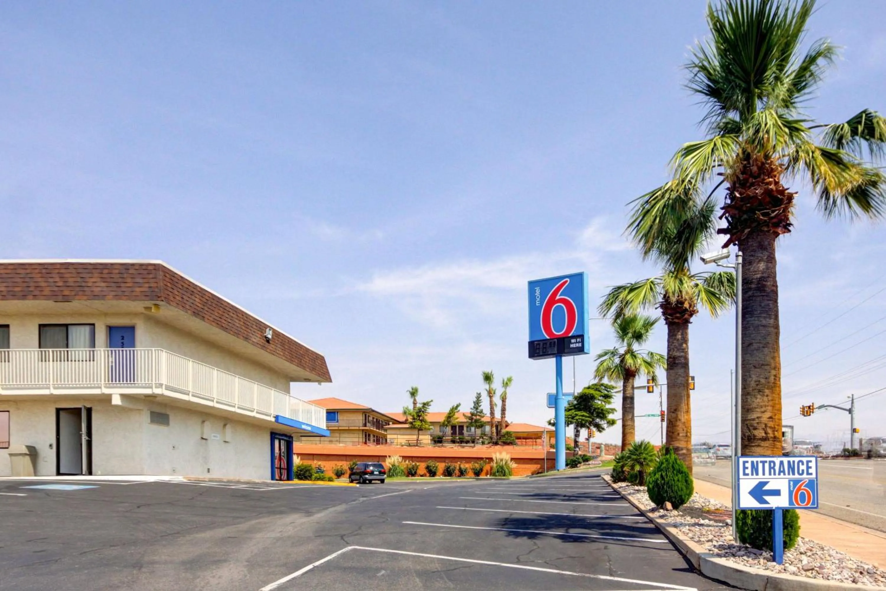 Property building in Motel 6 Saint George, UT