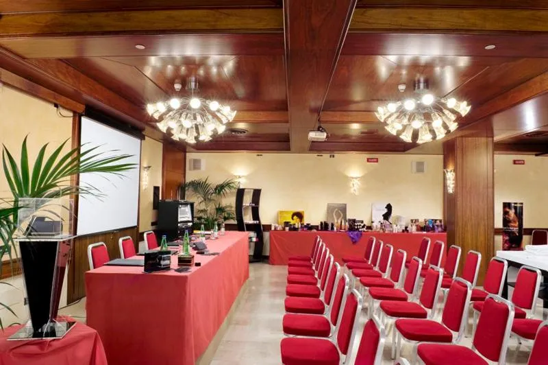 Business facilities in Hotel Al Pino Verde