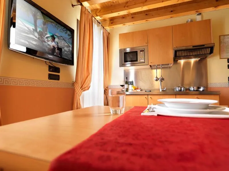 TV and multimedia in Hotel & Residence Roma
