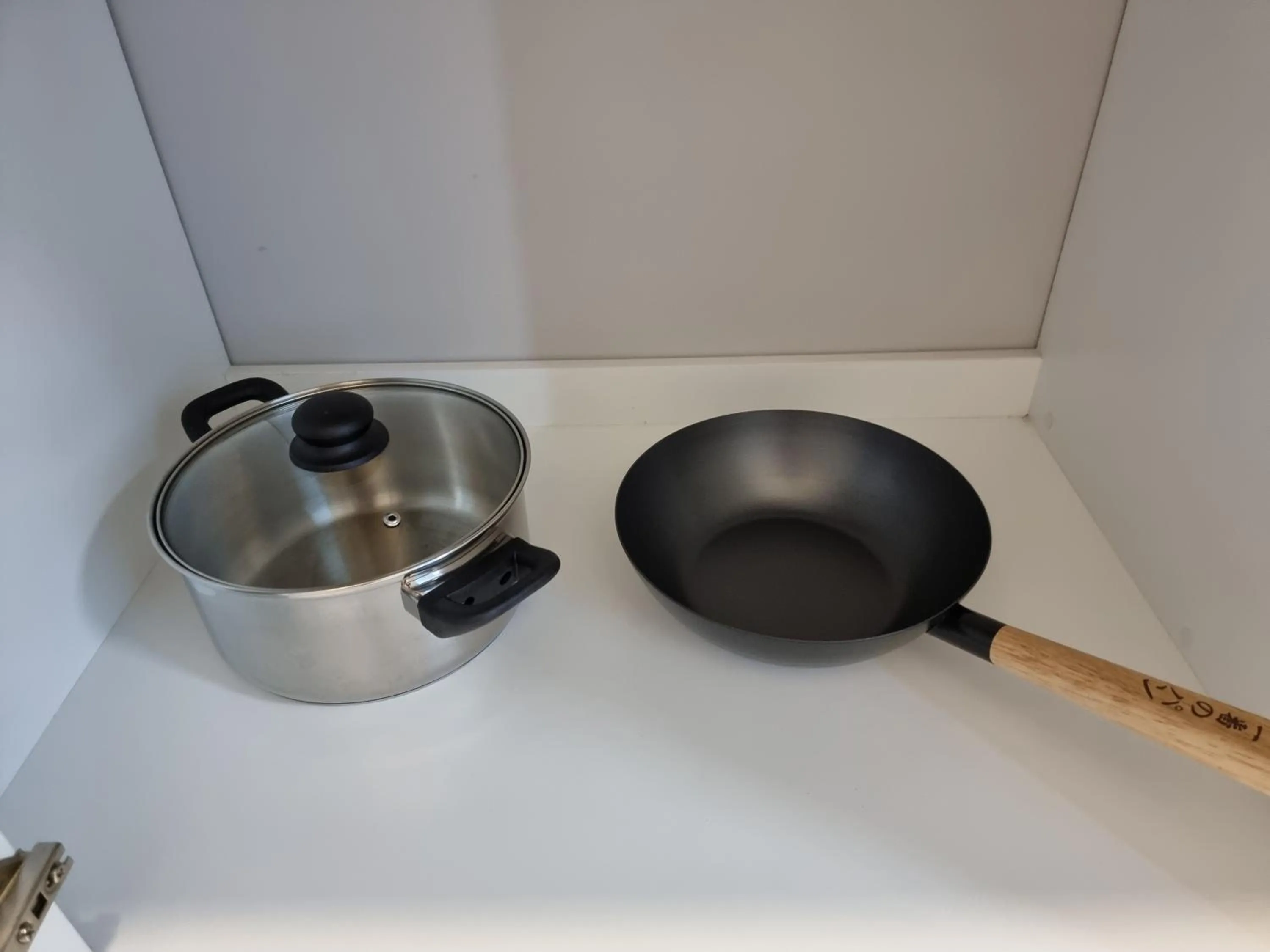 Kitchen or kitchenette in Nana Homestay - Jesselton quay